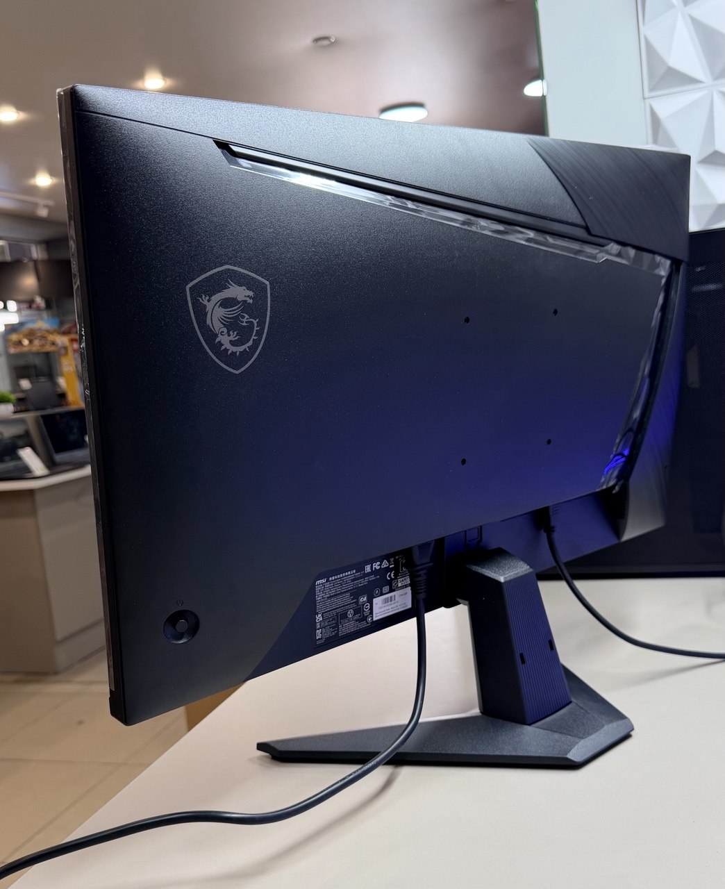 Монитор MSI MAG 275QF 27", 2560x1440 180 Гц
