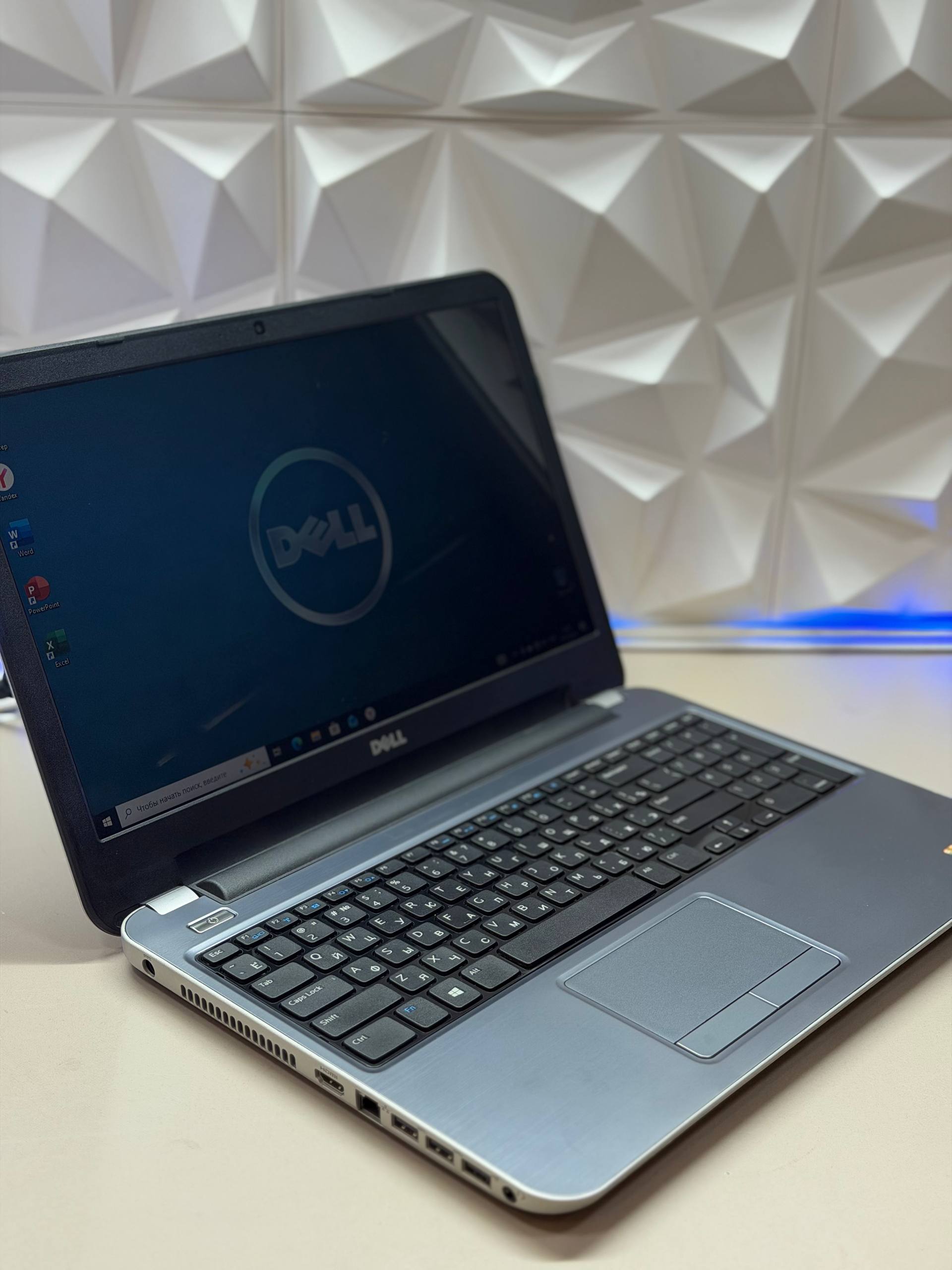 Ноутбук Dell Inspiron 5537 i5-4200U/8Gb DDR3/Radeon HD 8850M/240Gb SSD/15.6