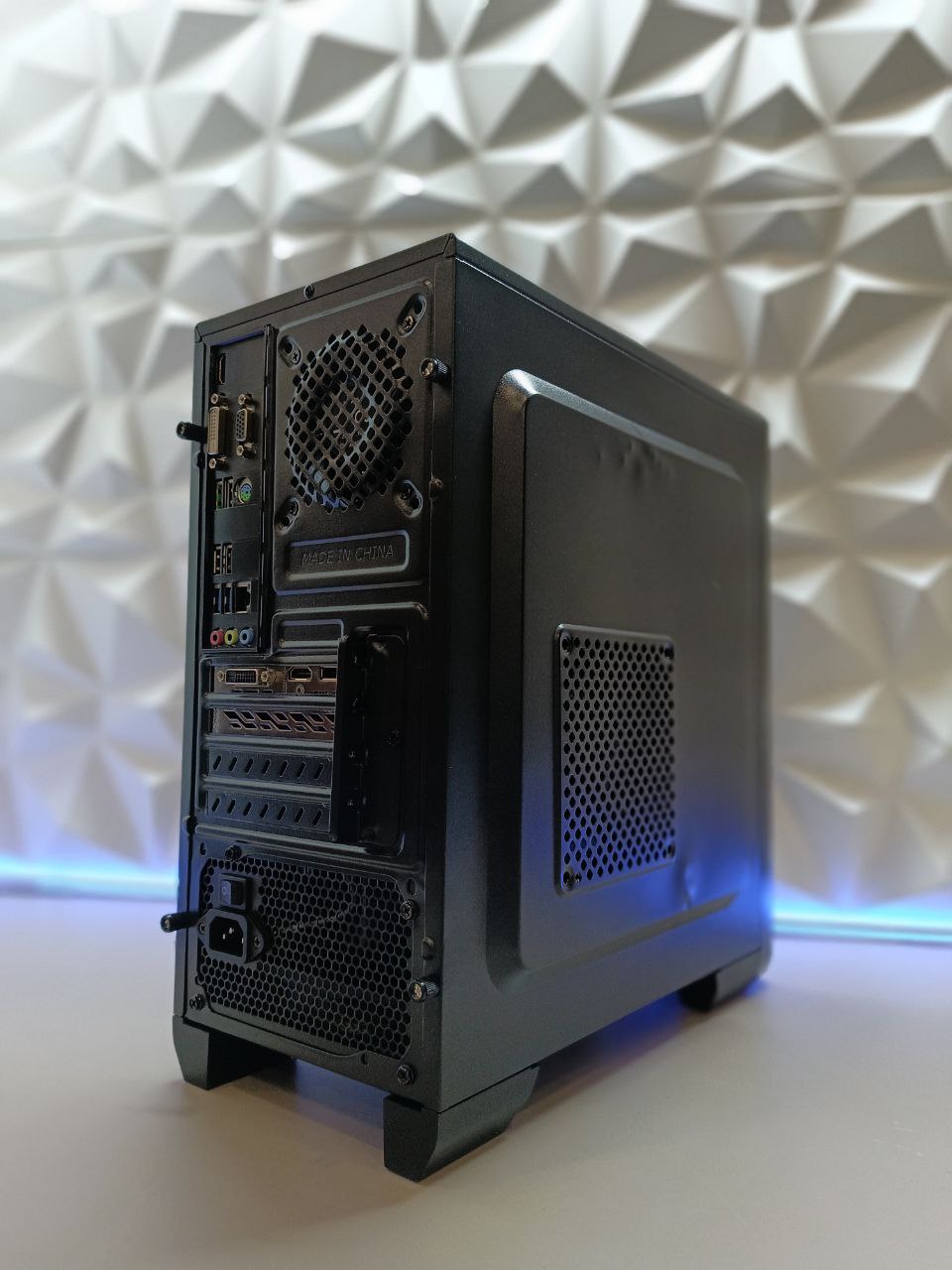 Системный блок Intel Core i3-10105F 3.7GHzX4/8Gb DDR4/GTX 1050Ti 4Gb/256Gb SSD/500W