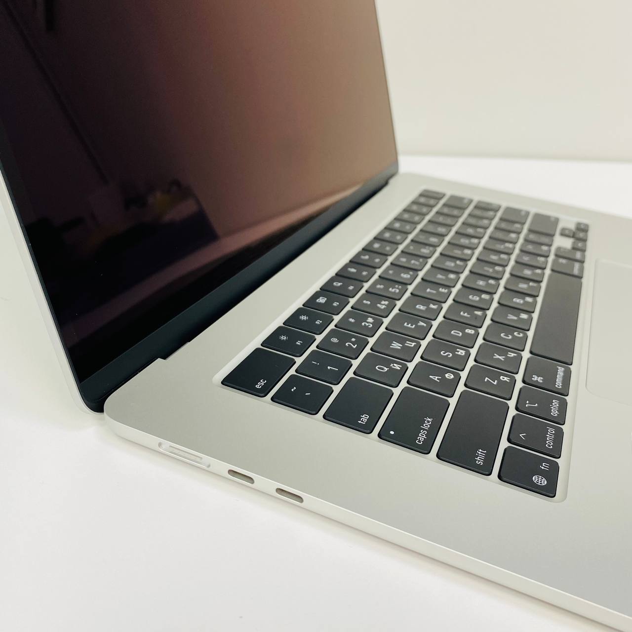 Ноутбук Apple MacBook Air A3241 M4 10 core/16Gb/SSD512Gb/10 core GPU/15.3"