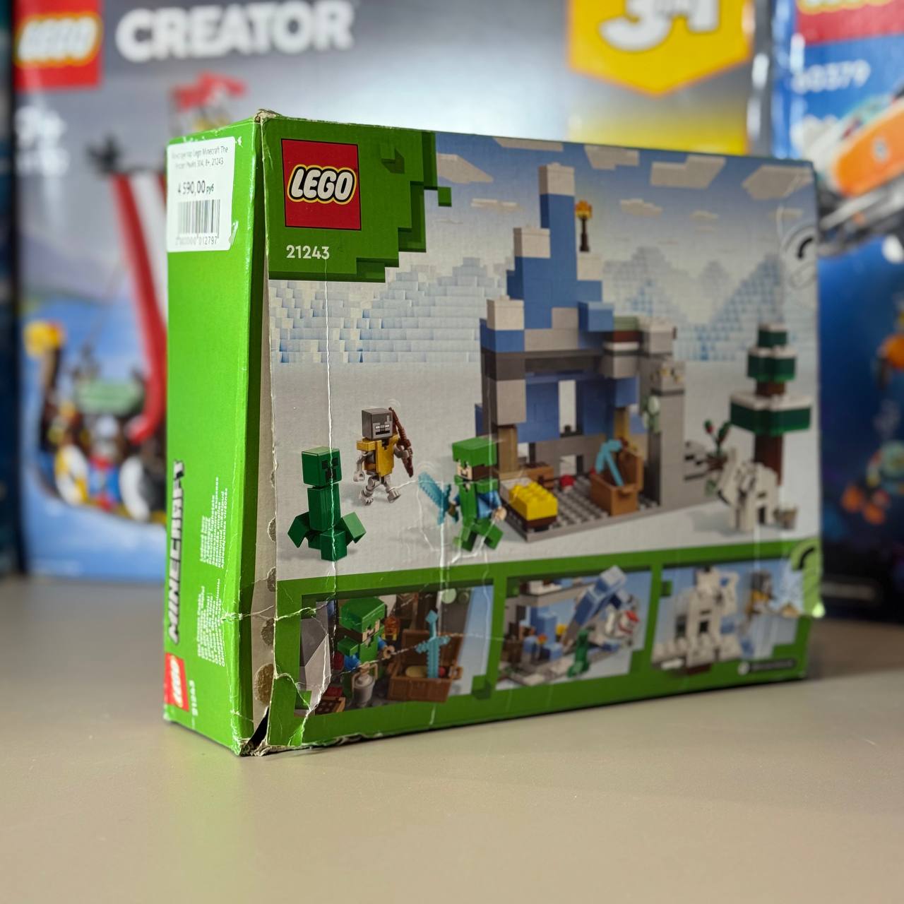 Конструктор Lego Minecraft The Frozen Peaks 304, 8+, 21243