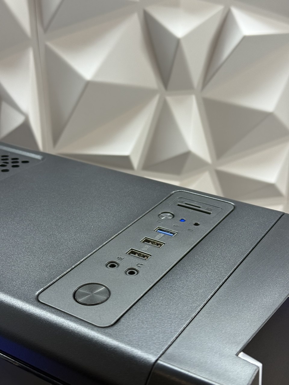 Игровой ПК i3-12100/RTX 2060 6Gb/16Gb DDR4/512Gb SSD/700W