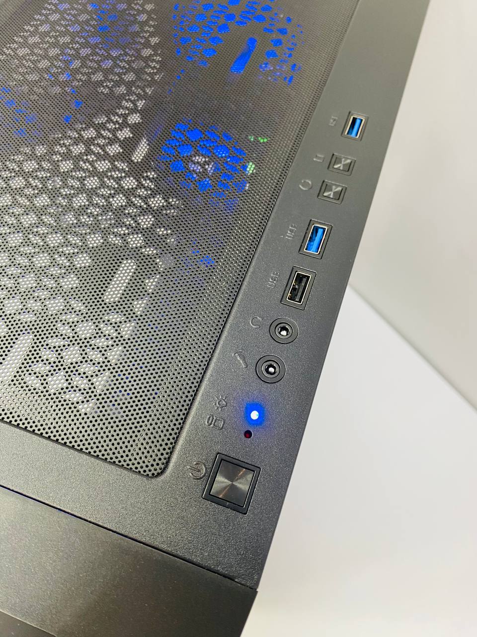 Игровой ПК Bloody BD-PC CB76C2 MT i5 13400F/RTX 5060 8Gb/16Gb DDR5/1Tb SSD/650W/W11H64 (Новый)