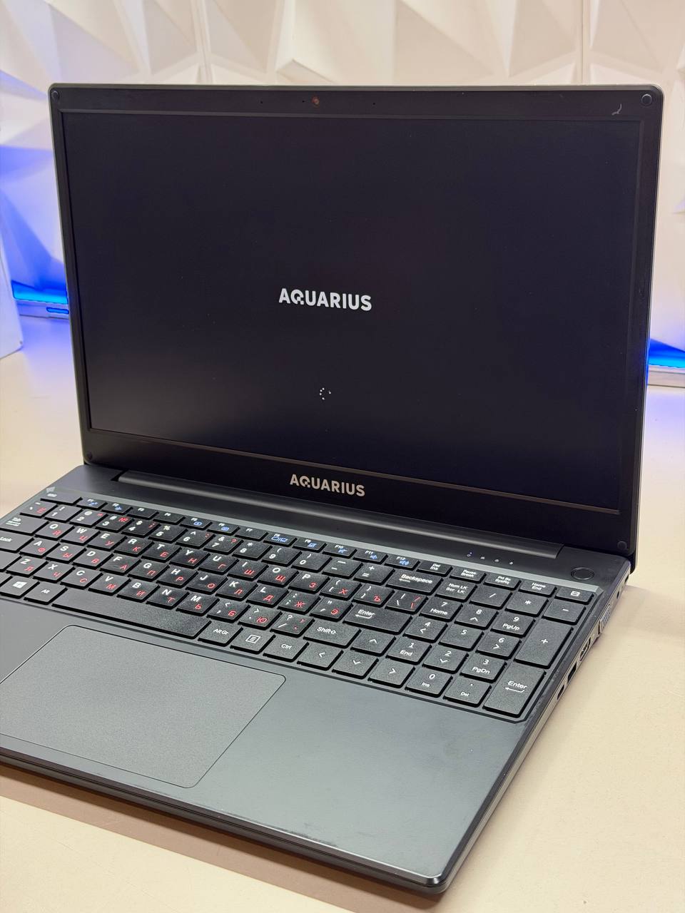 Ноутбук Aquarius Clevo NS685U Intel Core i5-10210U/8Gb DDR4/512Gb SSD/15.6''