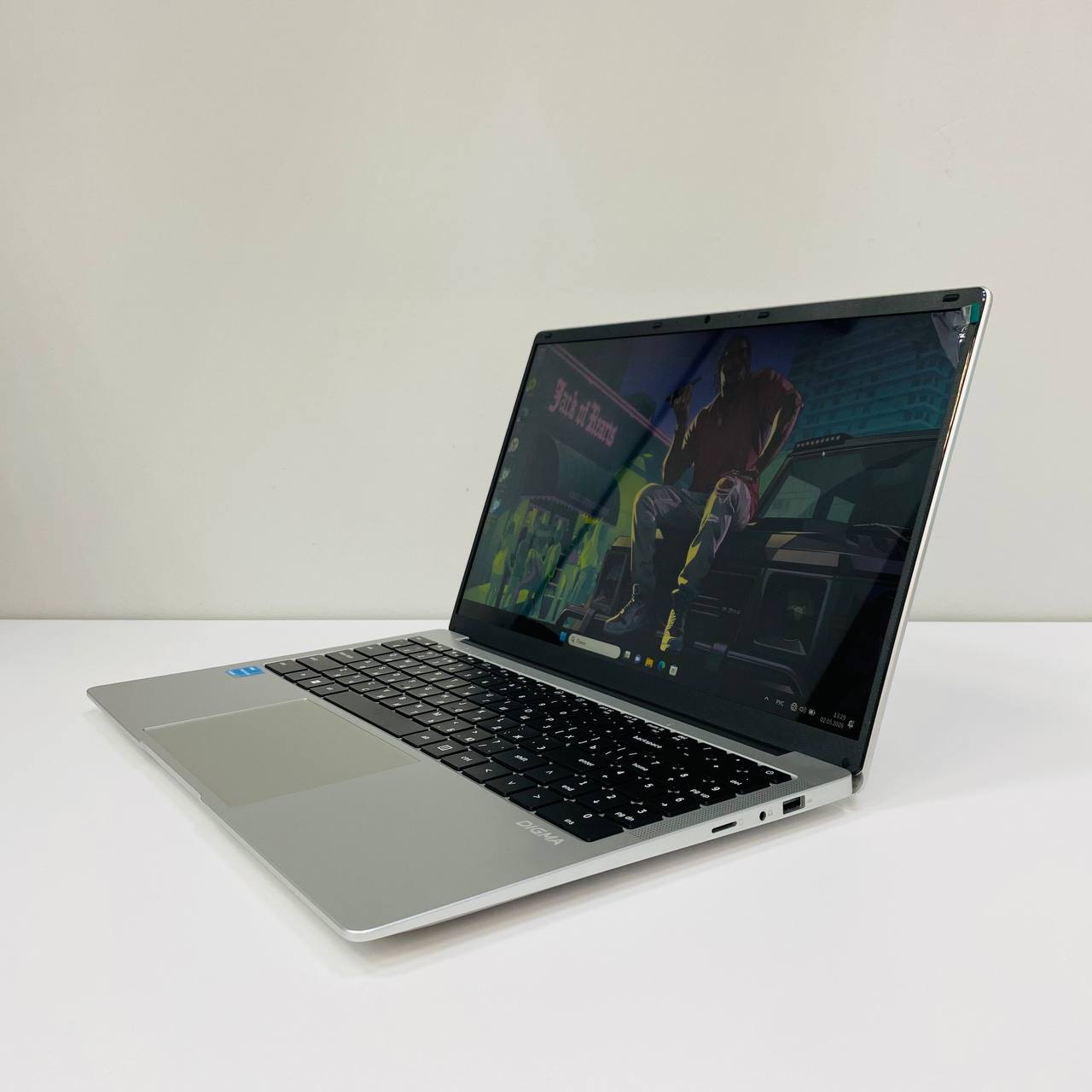 Ноутбук Digma EVE P5851 PenS N5030/8Gb/SSD256Gb/605/15.6"/IPS/FHD/W11Pro/silver/5000mAh
