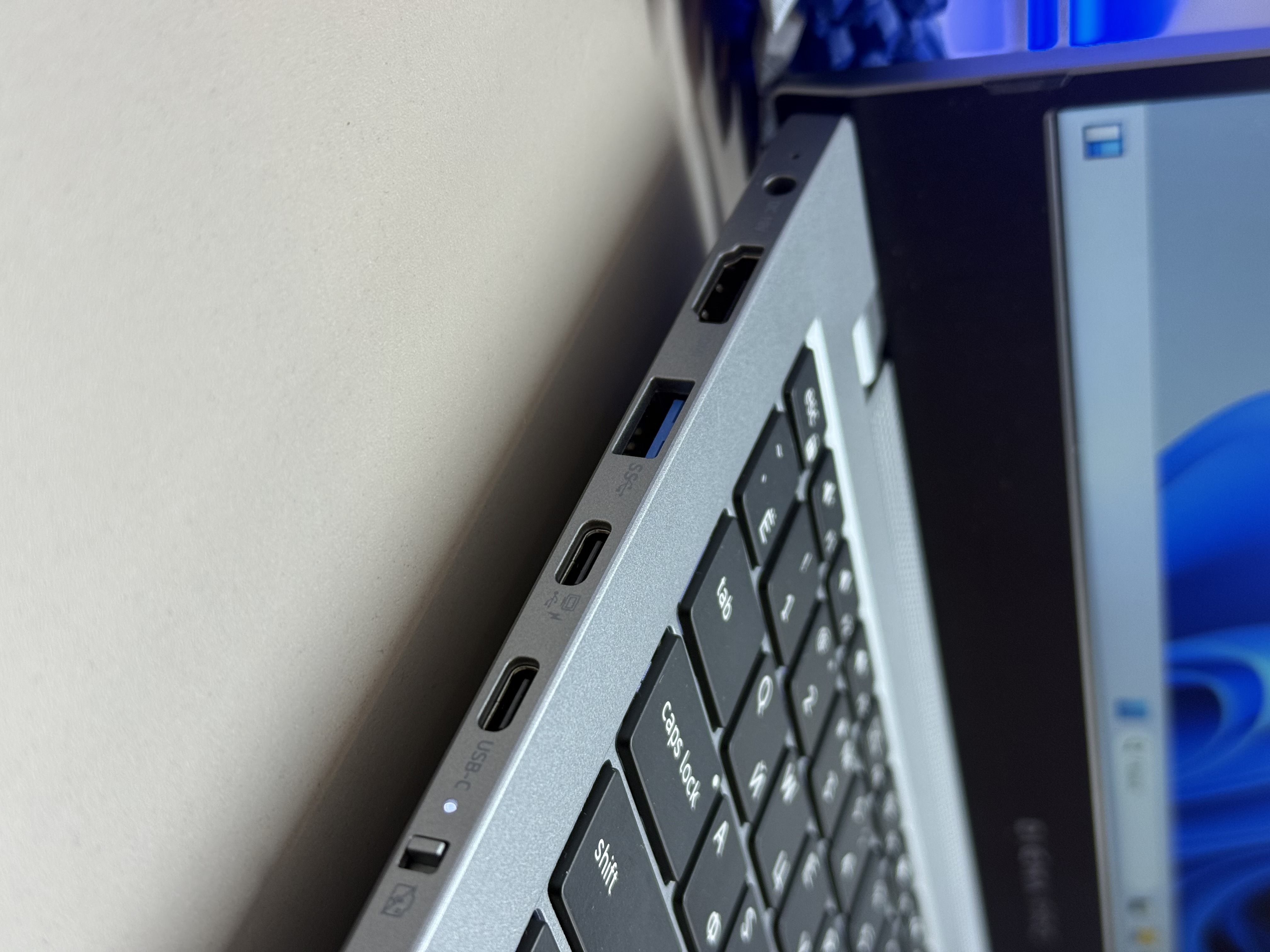 Ноутбук Digma Pro Fortis M i7 1255U/16Gb/SSD512Gb/15.6"/IPS/FHD/W11Pro/grey/4250mAh