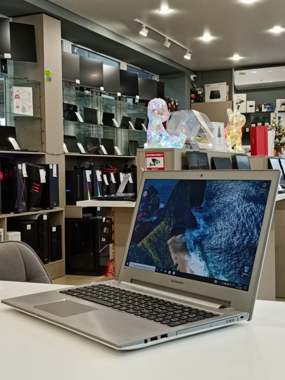 Ноутбук Lenovo Z500 Core i3-3120M 2.5GHzX2/8Gb DDR3/GT740M 2Gb/240Gb SSD/15.6"