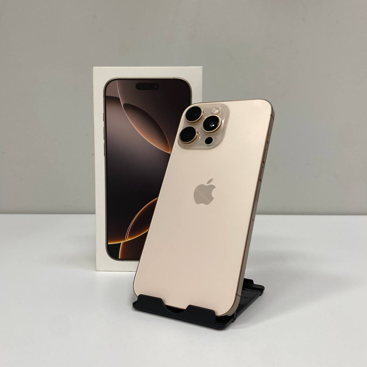 Apple iPhone 16 Pro Max 256Gb Desert Titanium 91%