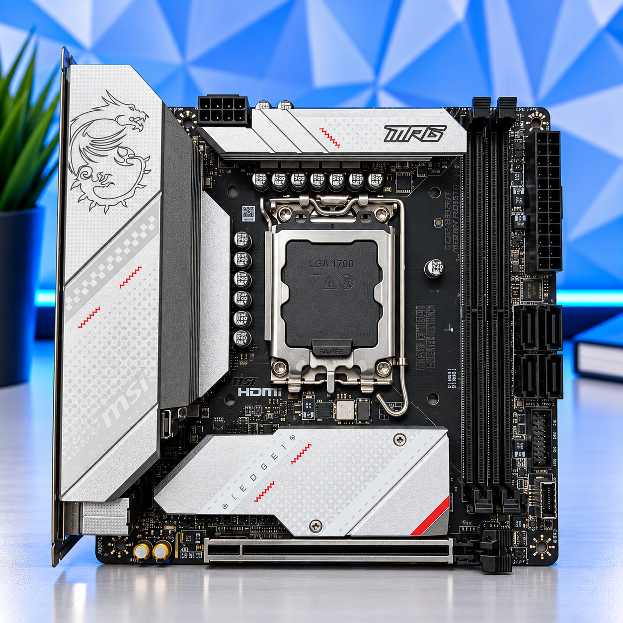 Материнская плата Socket 1700 MSI MPG B760I EDGE WIFI DDR5