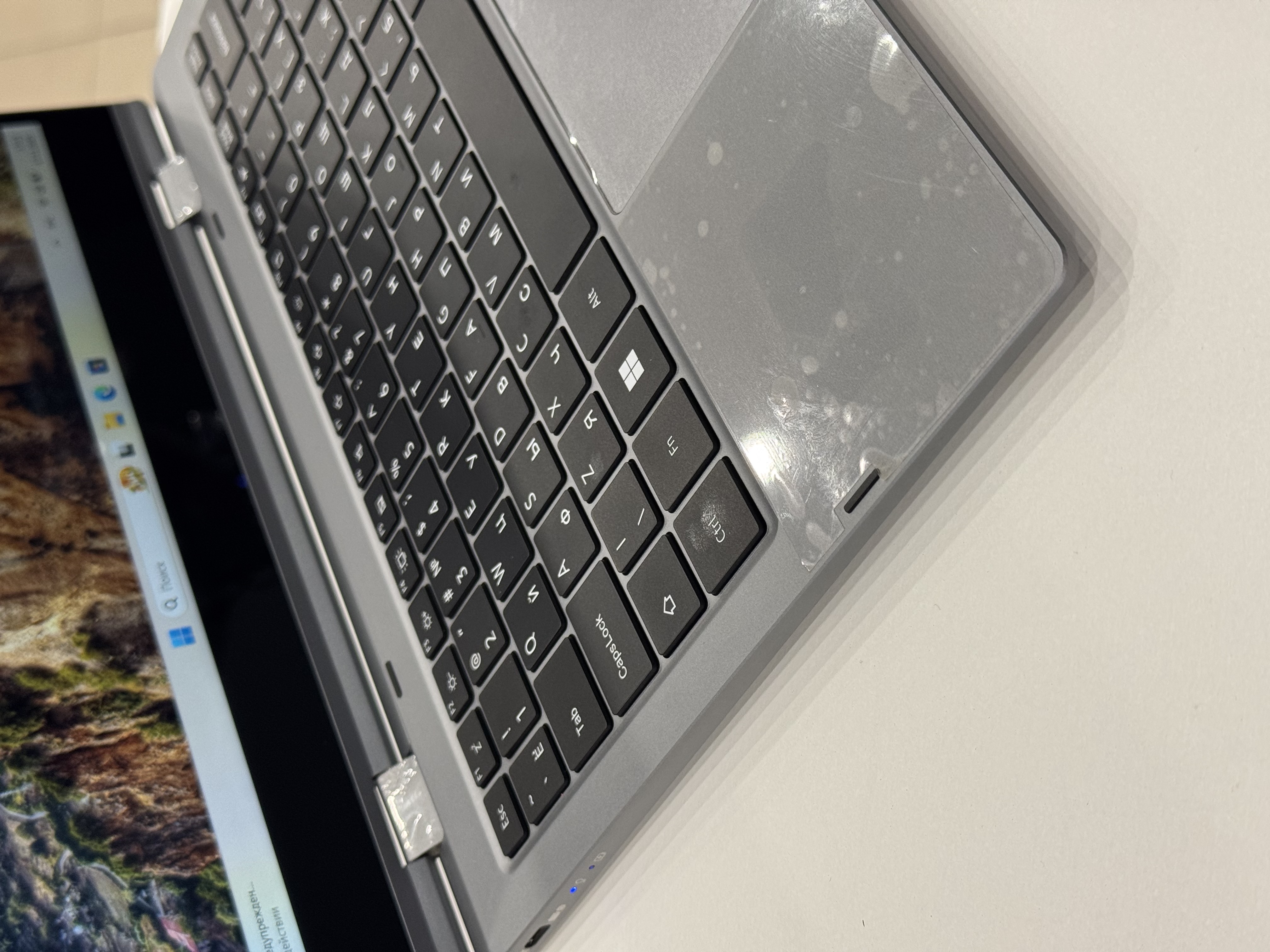 Ноутбук Hiper Slim H1306O582DM i5 1235U/8Gb/SSD256Gb/13.3"/IPS/Touch/FHD/DOS/grey