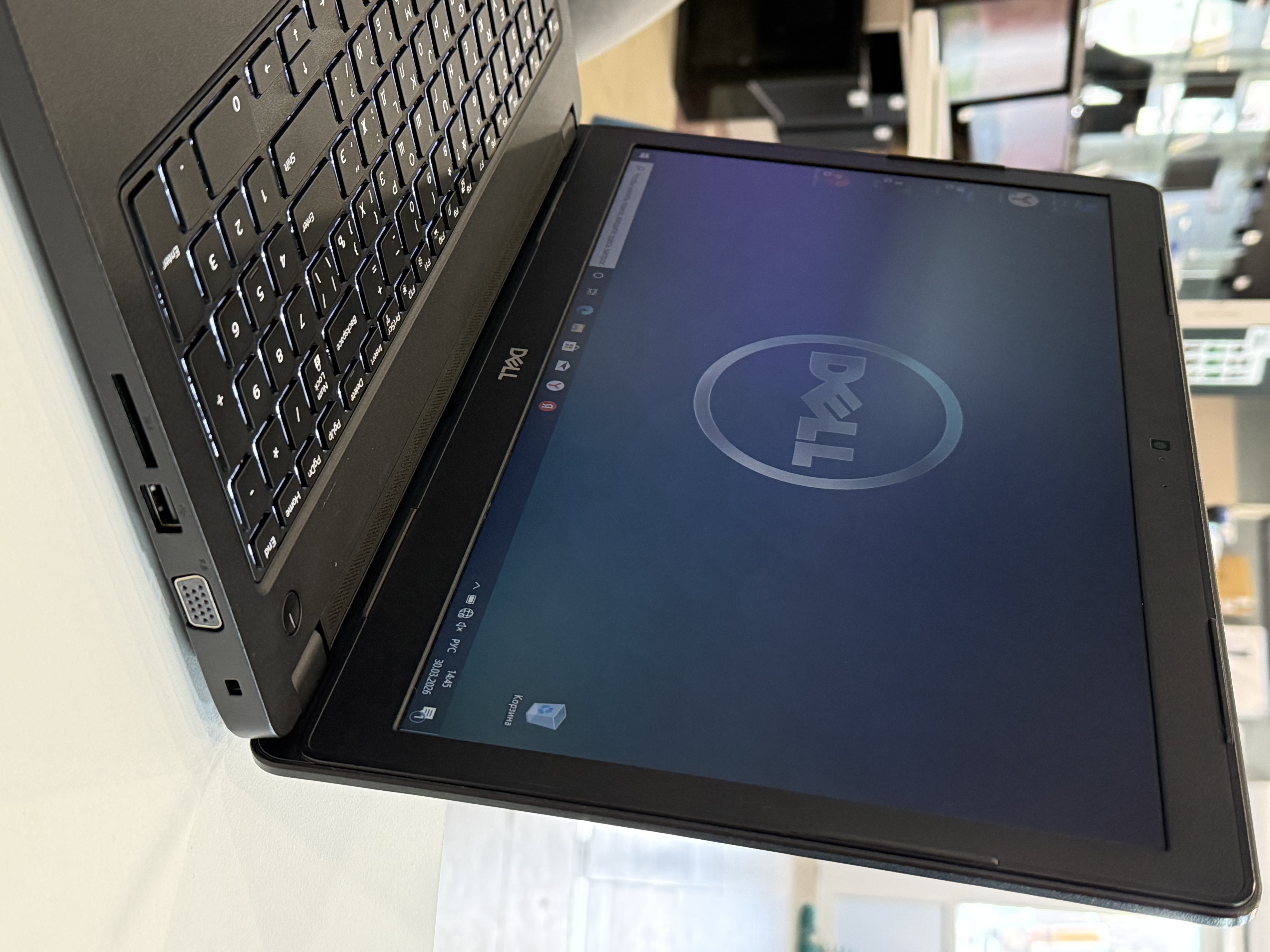 Ноутбук Dell Latitude 3580 i3-6006U 2.0GHz/8Gb DDR4/240 SSD/15.6"/черный