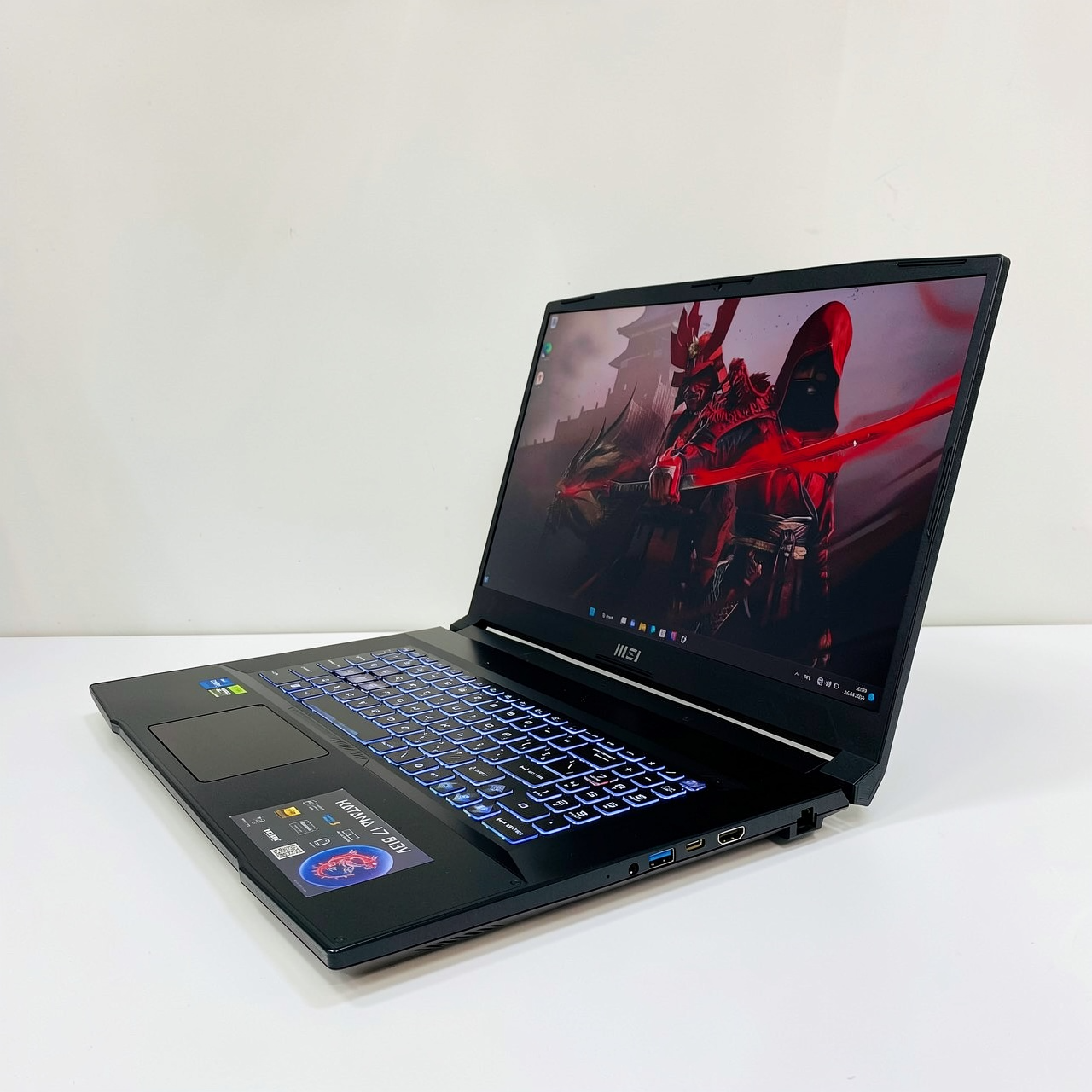 Ноутбук MSI Katana 17 B13VGK-472XRU i7-13620H/8GB*2/1TB*1 SSD/17.3(240Hz)/RTX 4070 8GB