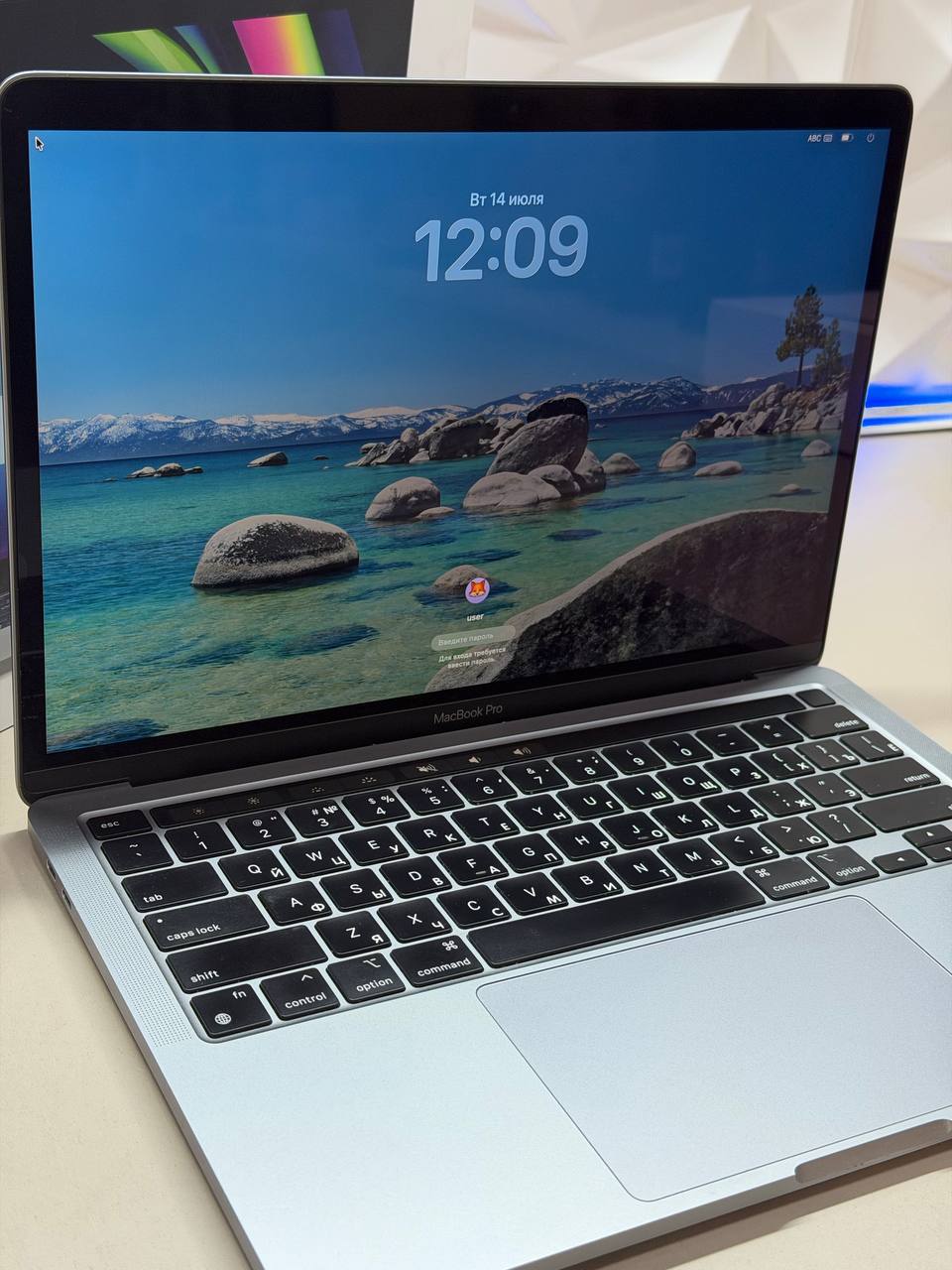 Ноутбук Apple Macbook Pro A2338/M2 chip/8Gb RAM/512Gb SSD/13''