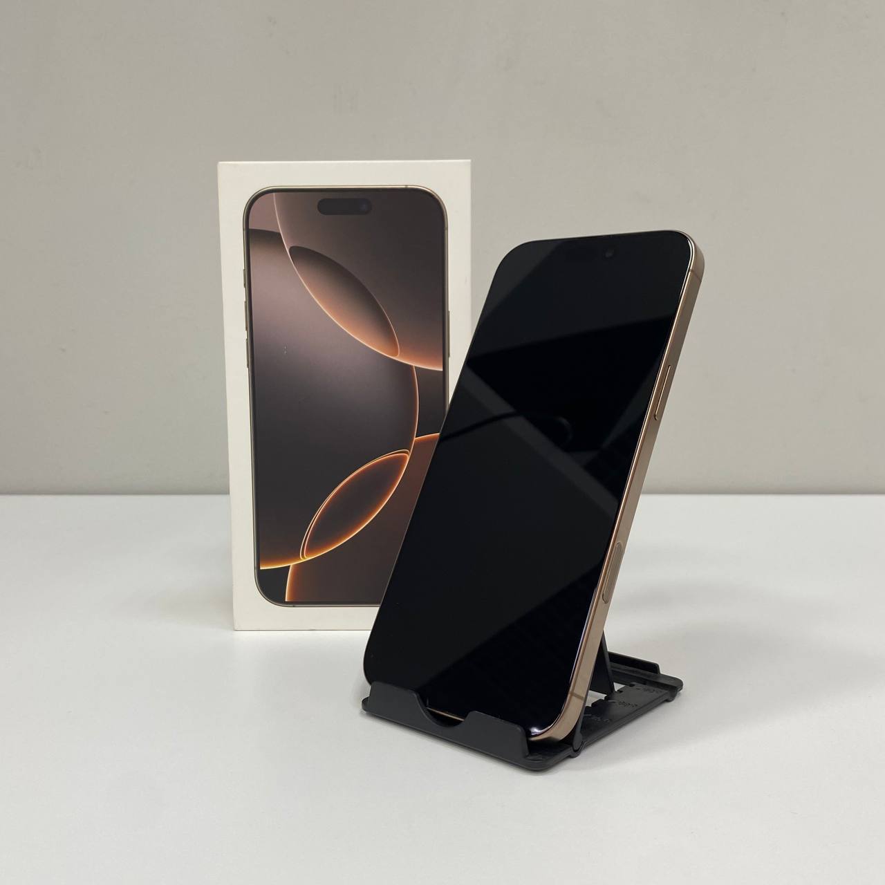 Apple iPhone 16 Pro Max 256Gb Desert Titanium 91%