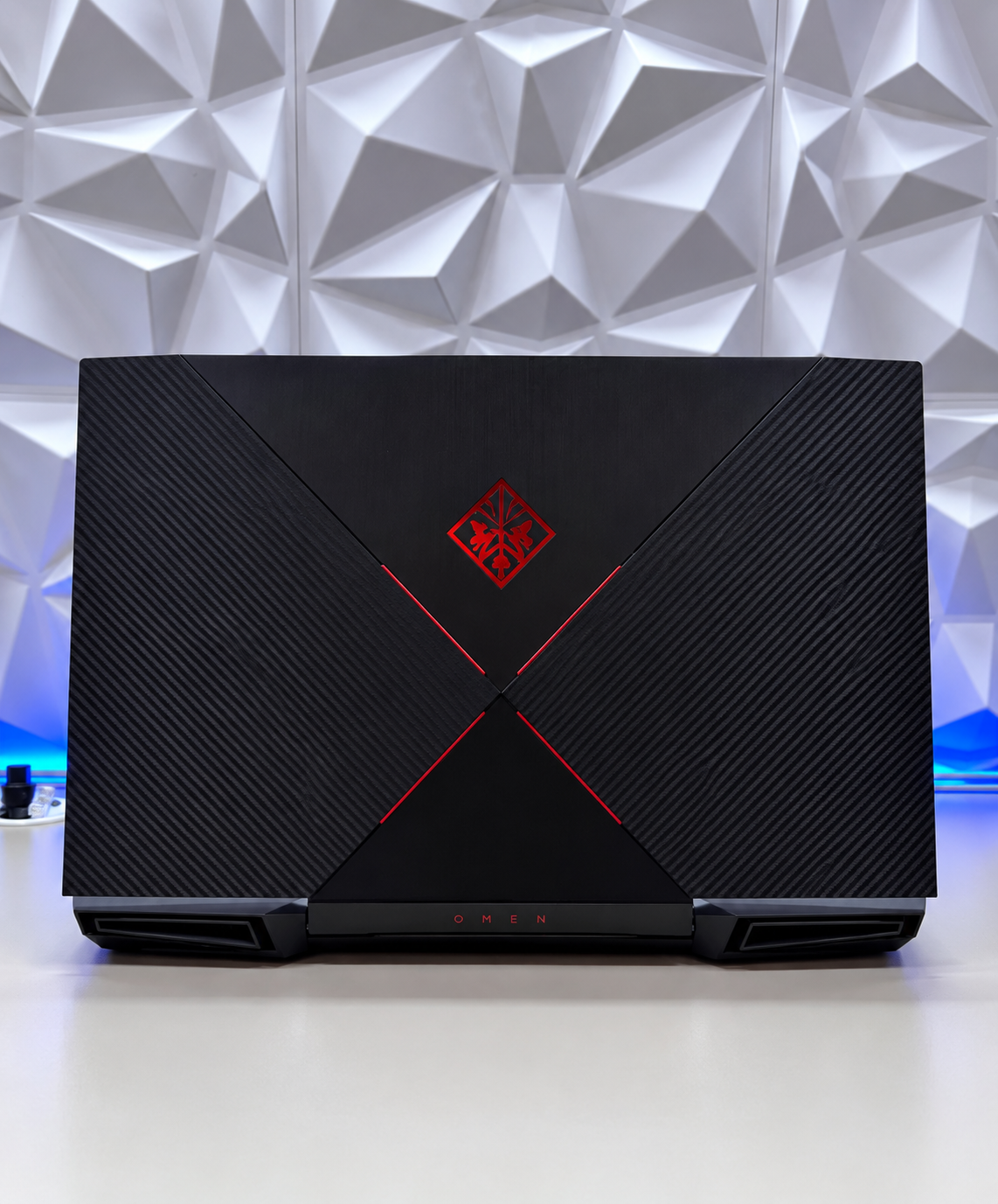 Ноутбук HP OMEN 17-an013TX i7-7700HQ/ 16Gb DDR4/ GTX 1060 6Gb/ 512Gb SSD/ 17.3"