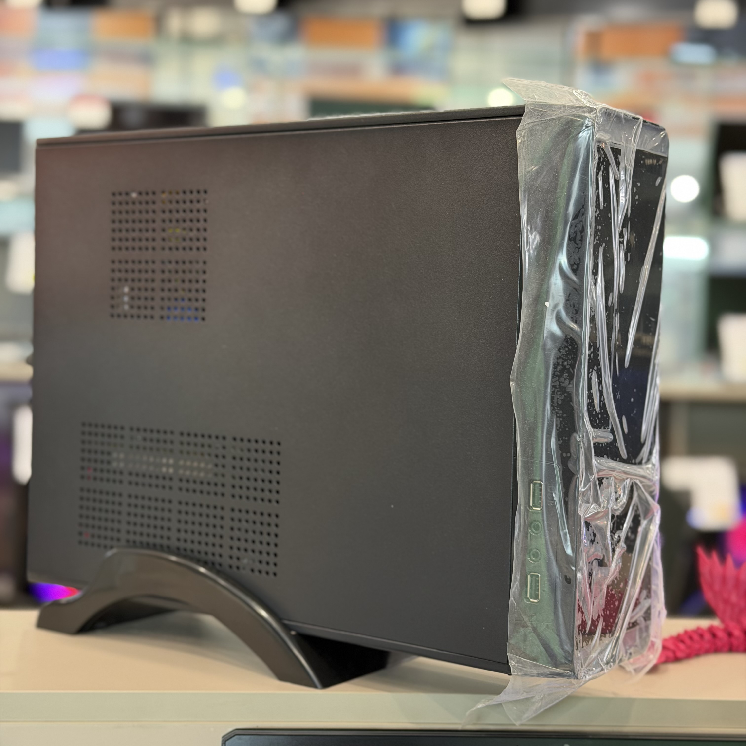 Системный блок Intel Core i3-10105F 3.7GHzX4/8Gb DDR4/GT 1030 2Gb/256Gb SSD/400W