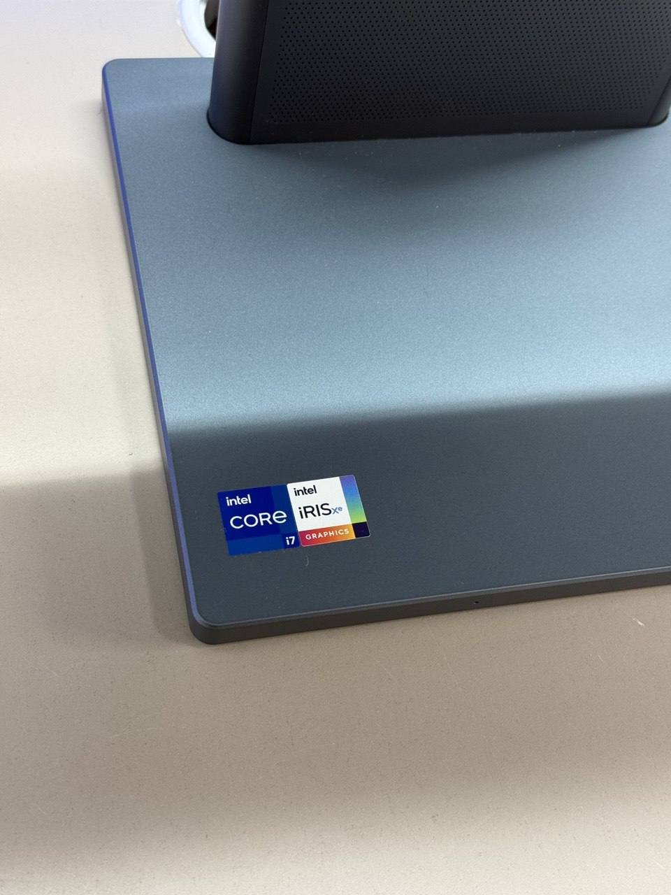 Моноблок Acer Aspire S27-1755 27" WQHD i7 1260P/16Gb/SSD1Tb Iris Xe/CR/Esh/kb/m/серый 2560x1440