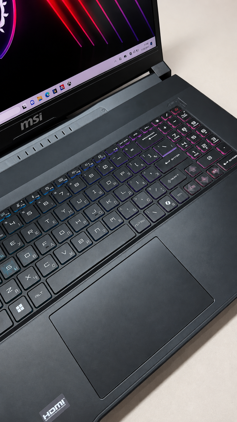 Ноутбук MSI Katana 17 HX B14WGK-052XRU i9-14900HX/RTX 5070 8Gb/16GB*2/1Tb SSD/17.3" (240Hz)