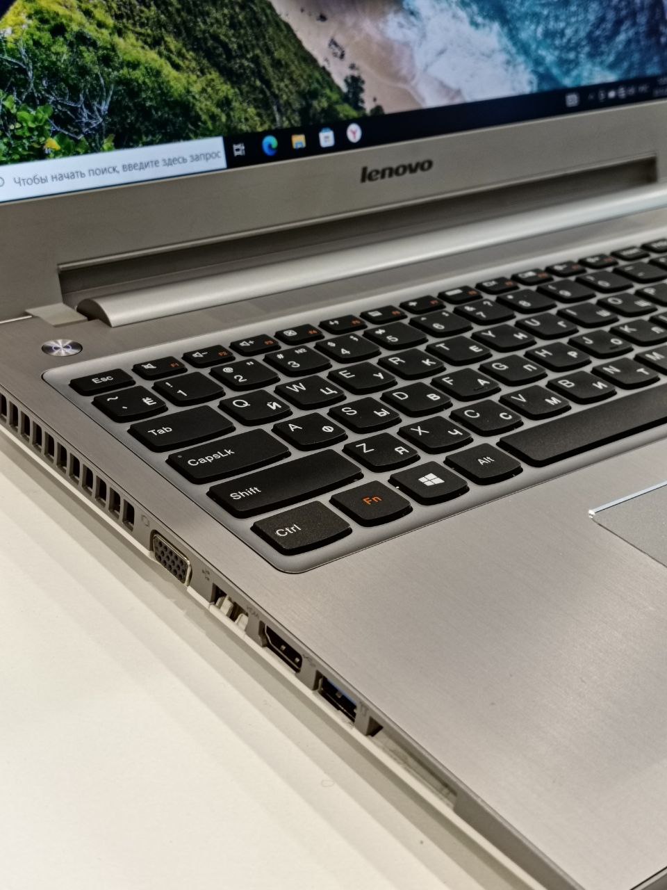 Ноутбук Lenovo Z500 Core i3-3120M 2.5GHzX2/8Gb DDR3/GT740M 2Gb/240Gb SSD/15.6"