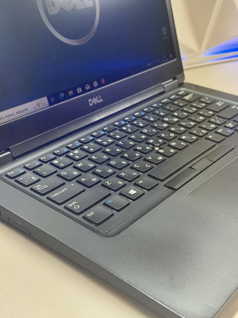 Ноутбук Dell Latitude 5490 i5-7300U/8Gb DDR4/256Gb SSD/IHD 620/14"