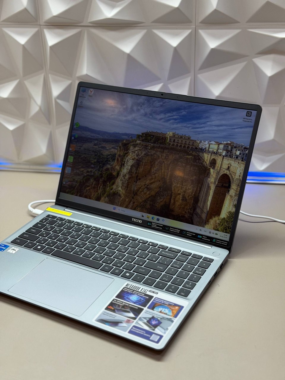 Ноутбук Tecno K16SAA i5-13420H/16GB DDR4/1Tb SSD/16"