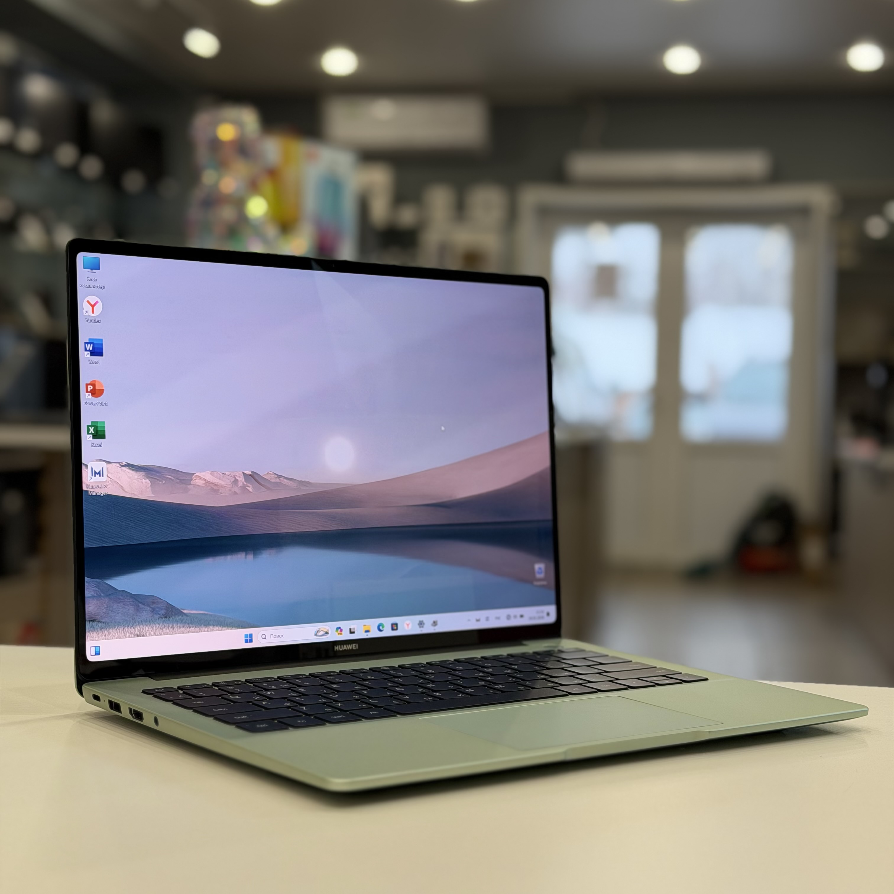 Ноутбук Huawei MateBook FlemingH Ul7 155H/16Gb/SSD1Tb/14"/OLED/Touch/2K/noOS/green