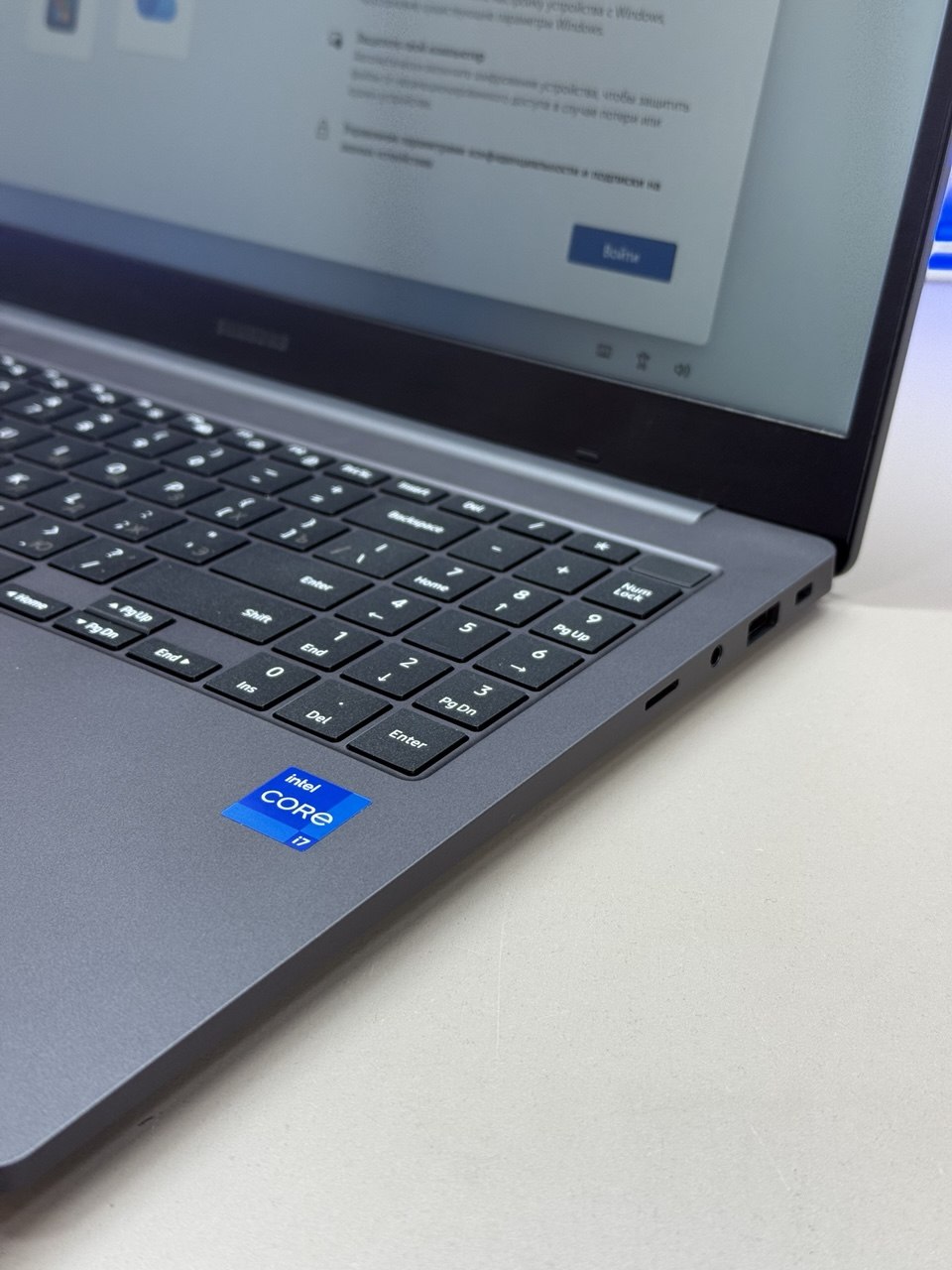 Ноутбук Samsung Galaxy Book 2 NP554 i7 1255U/16Gb/SSD512Gb/15.6"/IPS/FHD/W11Pro/graphite