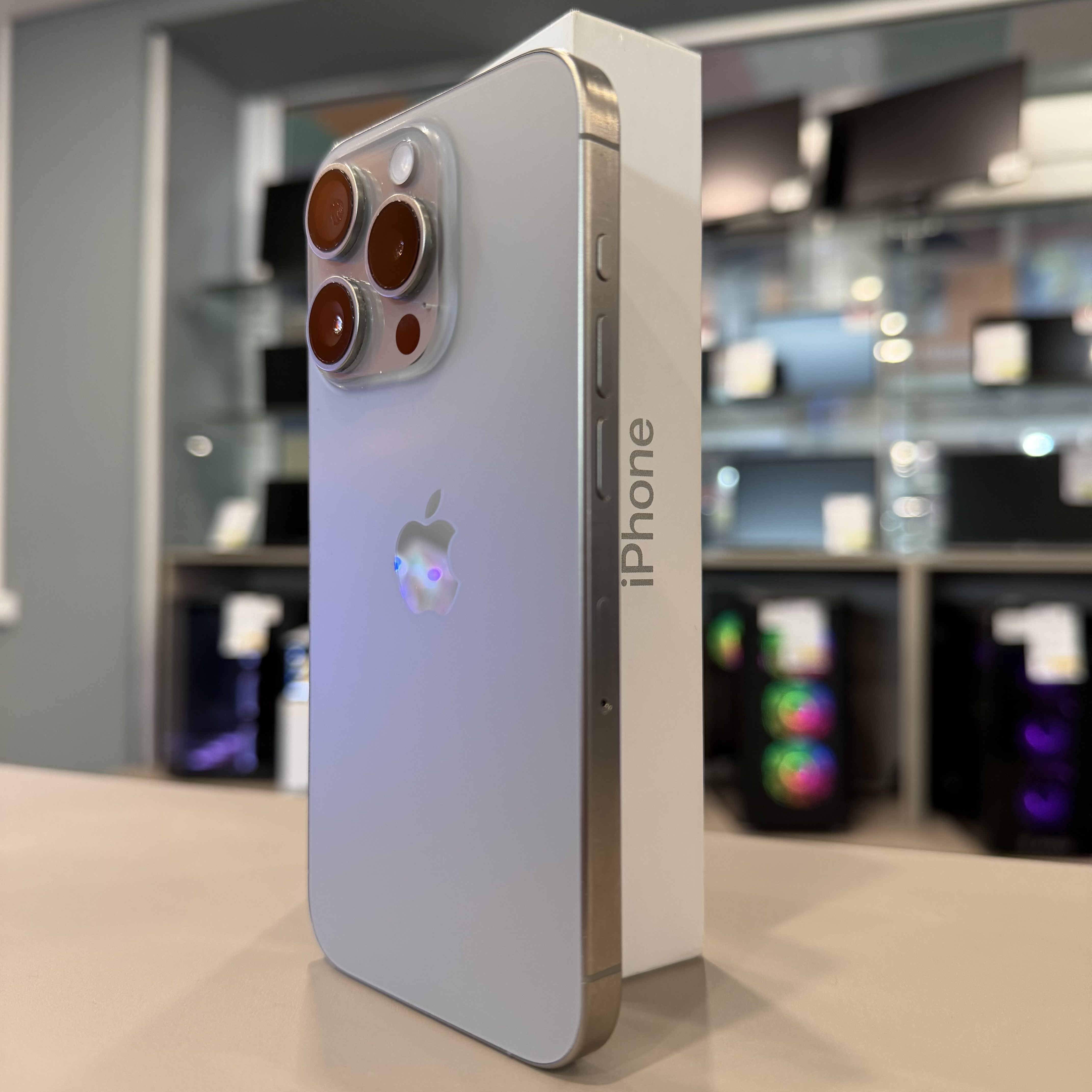 Apple iPhone 15 Pro 128Gb Natural Titanium 88%