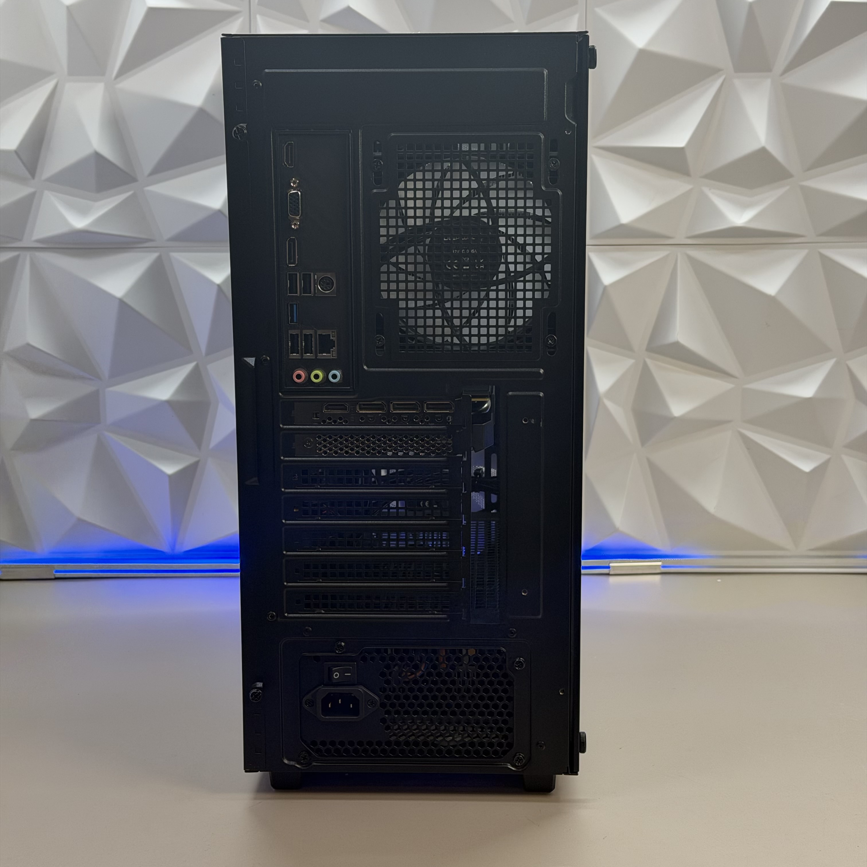 Игровой ПК i5-12400F/RTX3060Ti 8Gb/16Gb DDR4/1000Gb SSD/750W