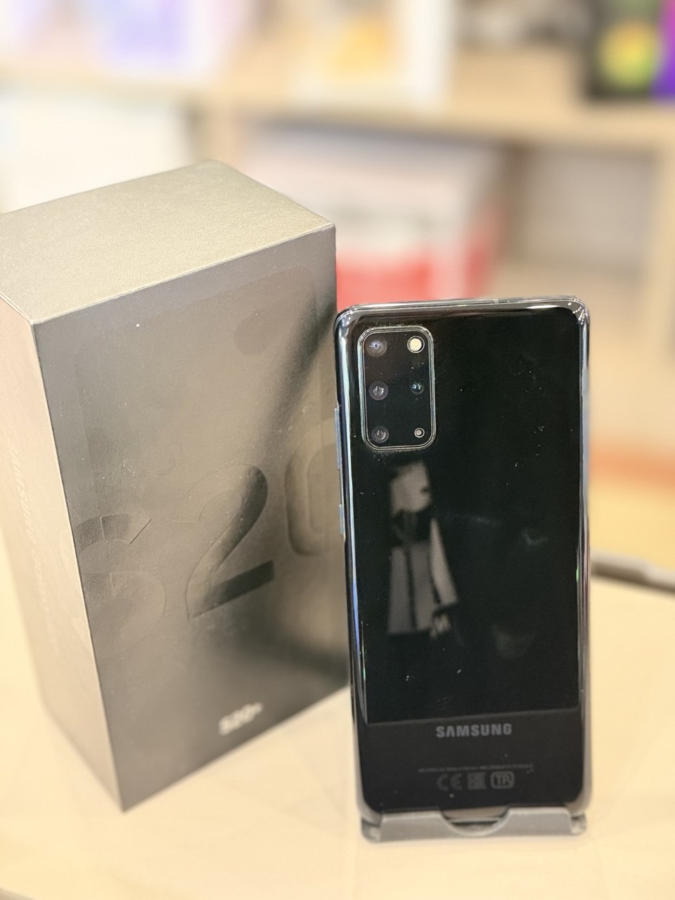 Samsung Galaxy S20+ 8/128Gb Black