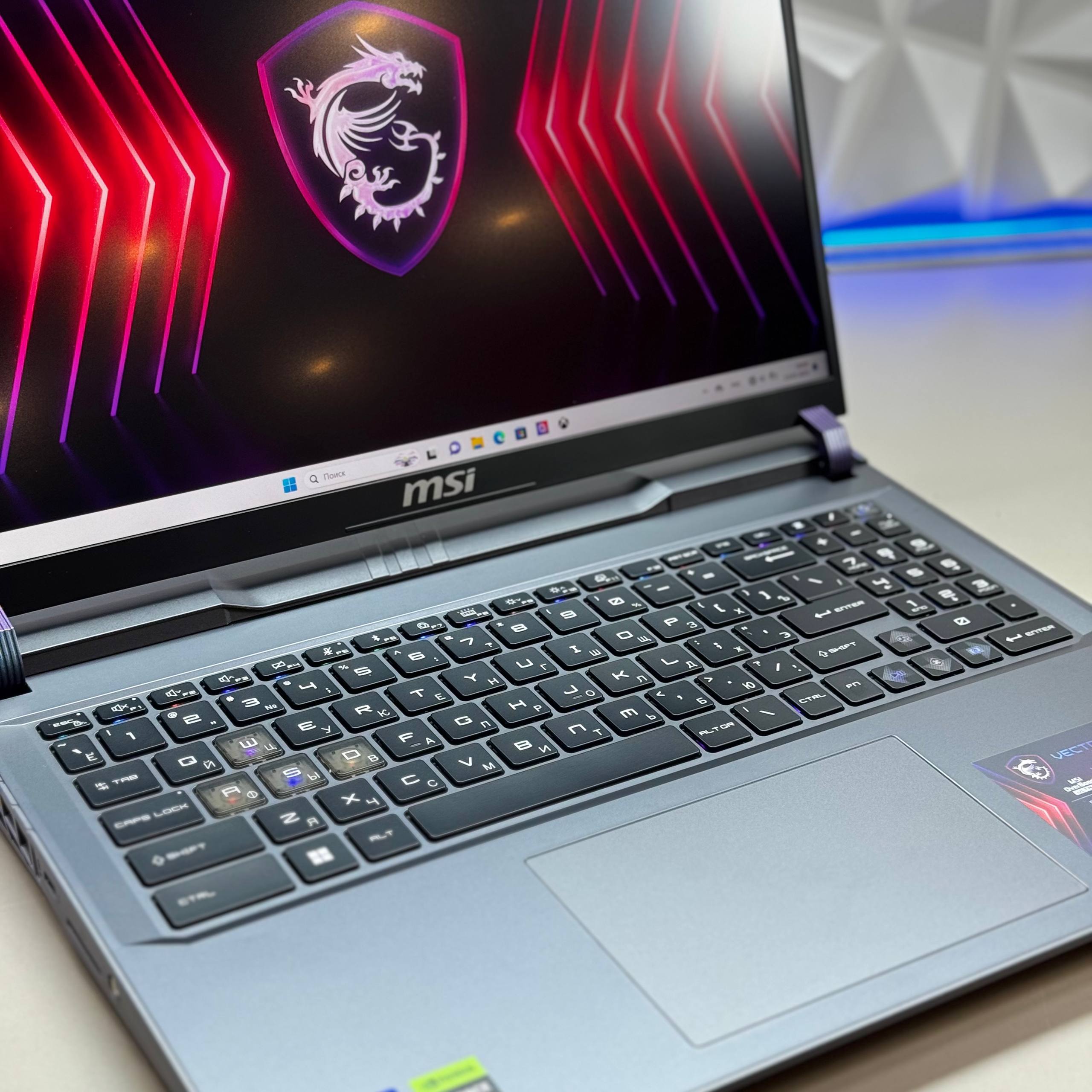 Ноутбук MSI Vector 16 HX A14VGG-283RU i9-14900HX/RTX 4070 8GB/8GB*2/1TB SSD/16 (240hz)