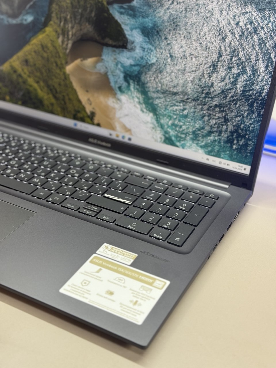 Ноутбук Asus VivoBook M3704YA-AU052 Ryzen 7 7730U/16Gb/SSD512Gb/17.3"