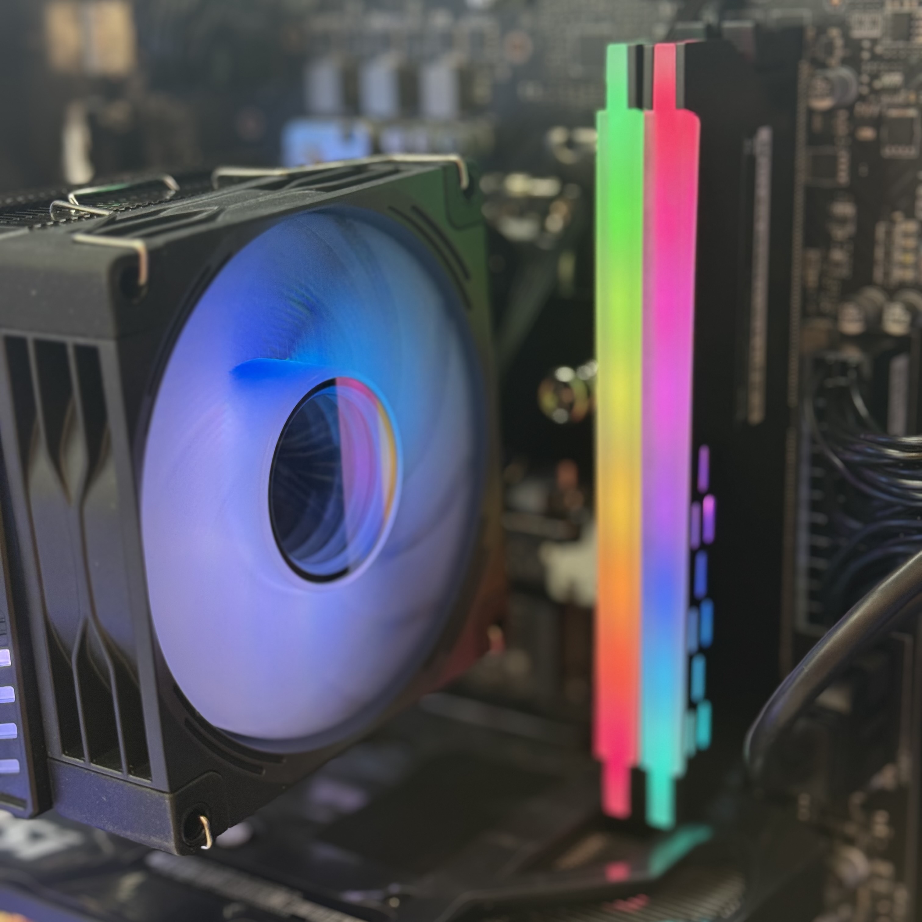 Игровой ПК Bloody BD-PC CB76C2 MT i5 13400F/RTX 5060 8Gb/16Gb DDR5/1Tb SSD/650W/W11H64 (Новый)