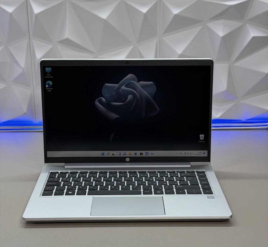 Ноутбук HP ProBook 440 G9 i5 1235U/8Gb/SSD256Gb/14"/UWVA/FHD/W11Pro64/silver