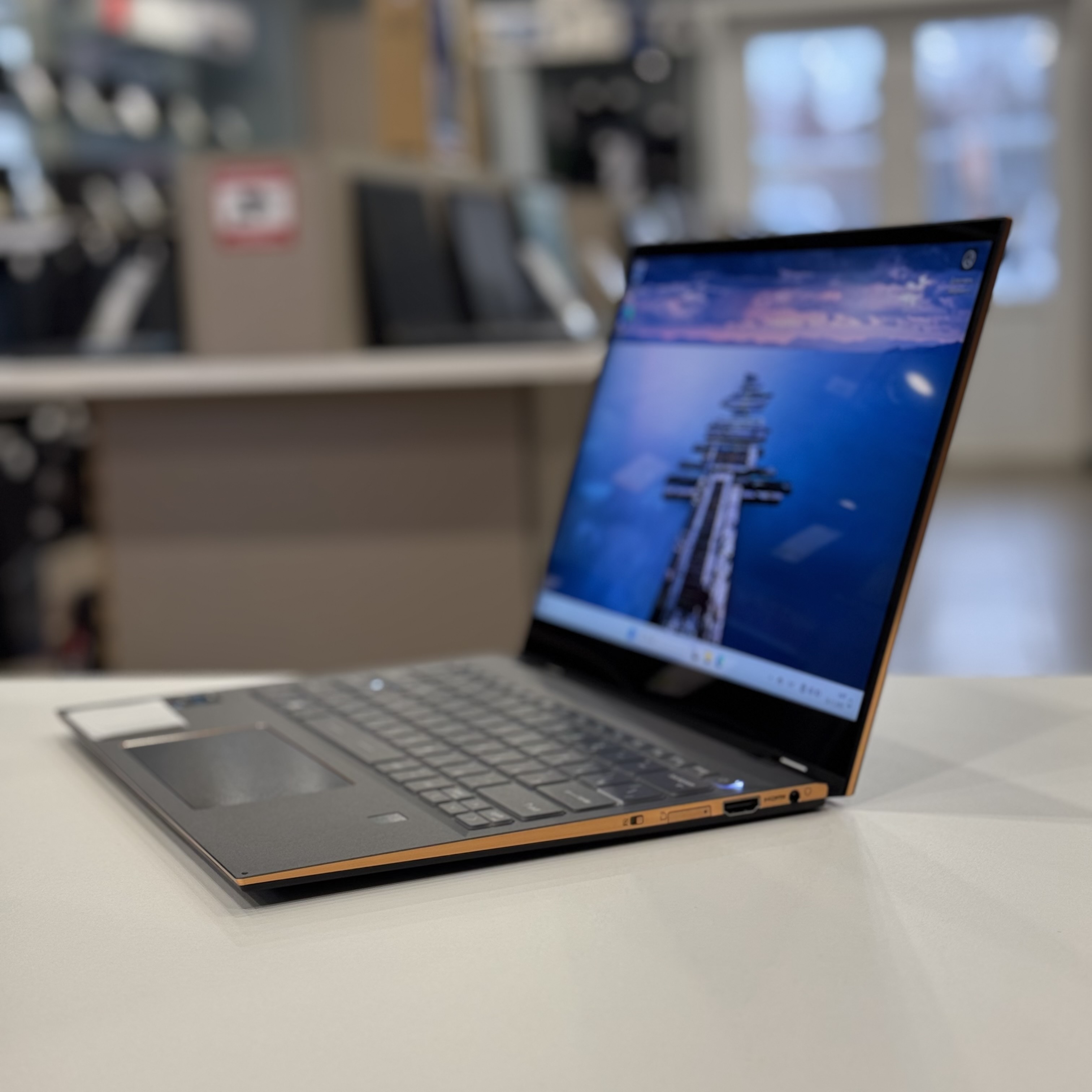 Ноутбук MSI Summit E13 FlipEvo A13MT-216RU NO Touch