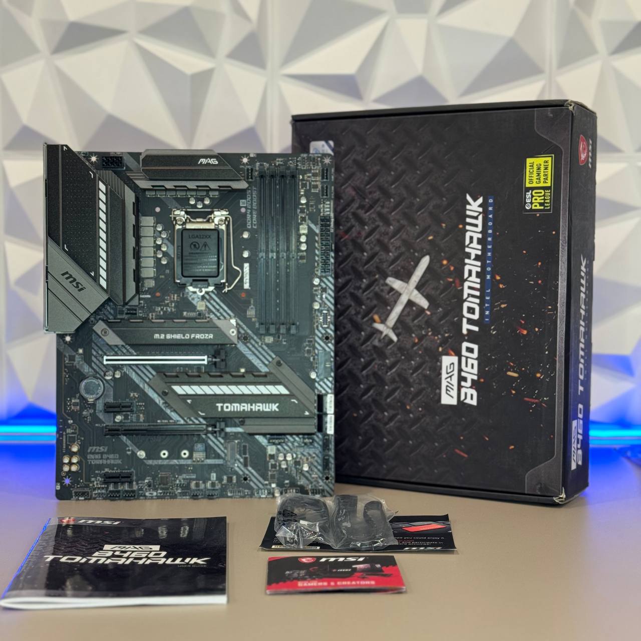 Материнская плата S_1200 MSI B460 Tomahawk