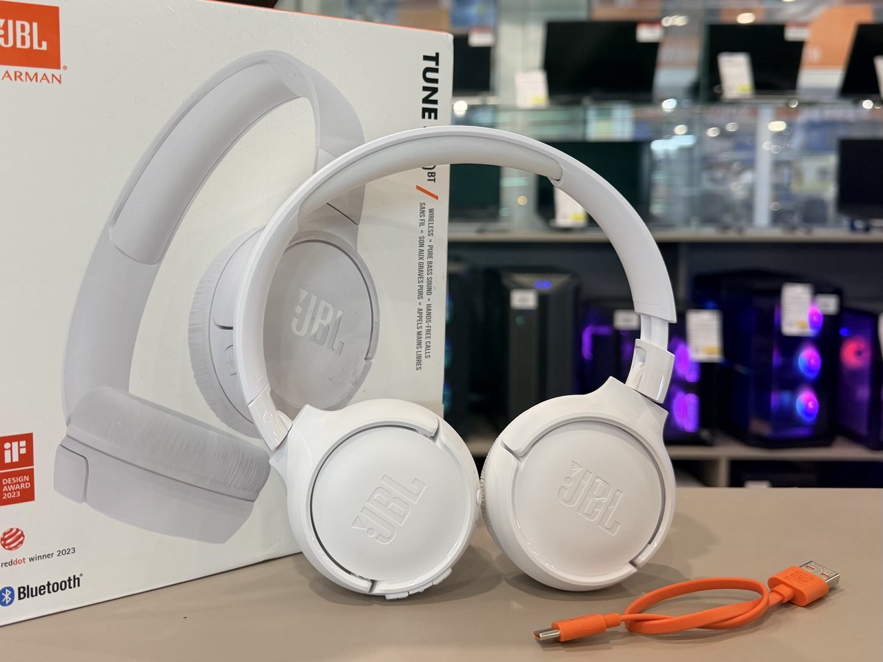 Наушники JBL T520BT накладные белые