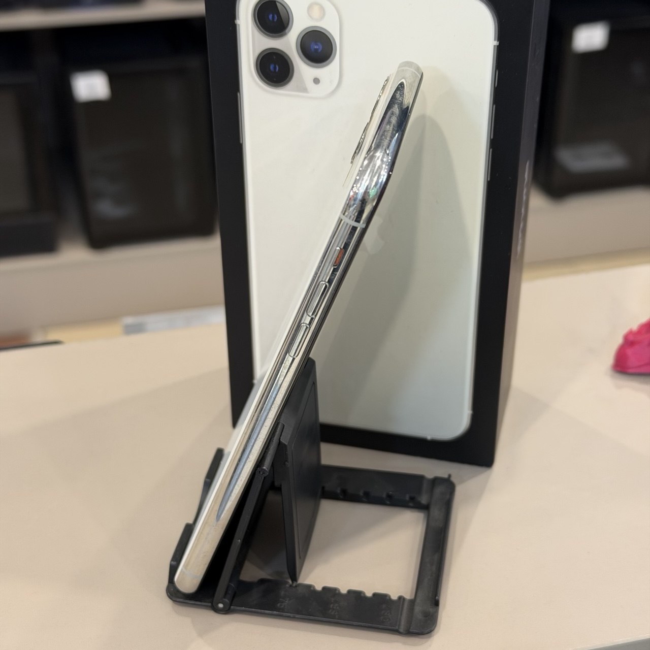 Apple iPhone 11 Pro Max 256Gb Silver 100%