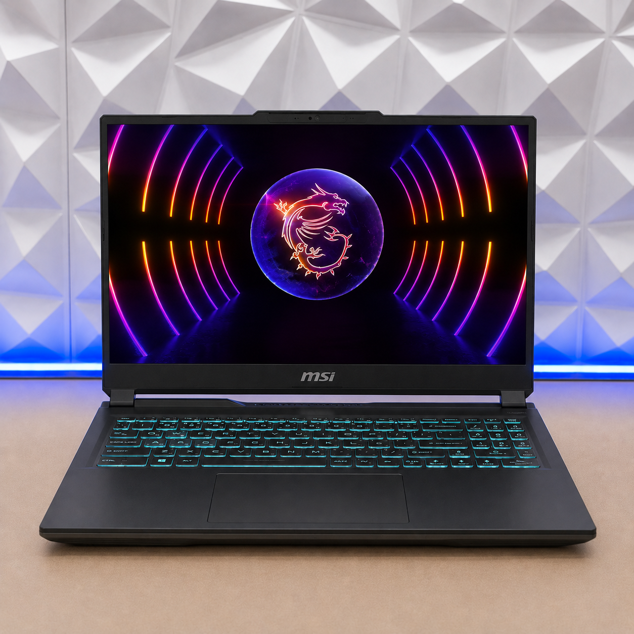 Ноутбук MSI Cyborg 15 A2RUDX-2403XRU Core 5 210H/16Gb/RTX 3050 6Gb/512Gb SSD/15.6''(144Hz)