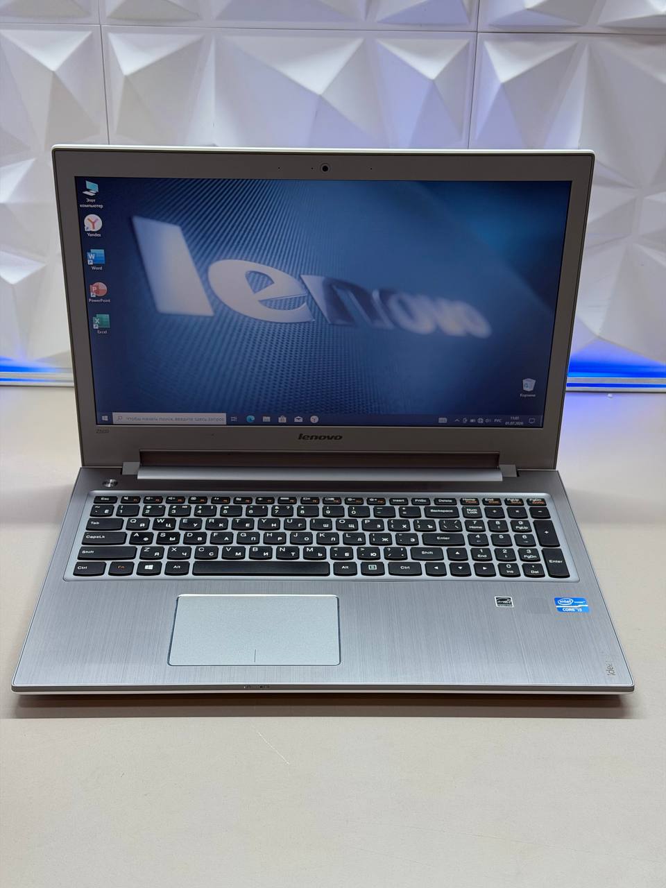 Ноутбук Lenovo Z500 i3-3120M/8Gb DDR3/GT740M 2Gb/120Gb SSD/15.6"