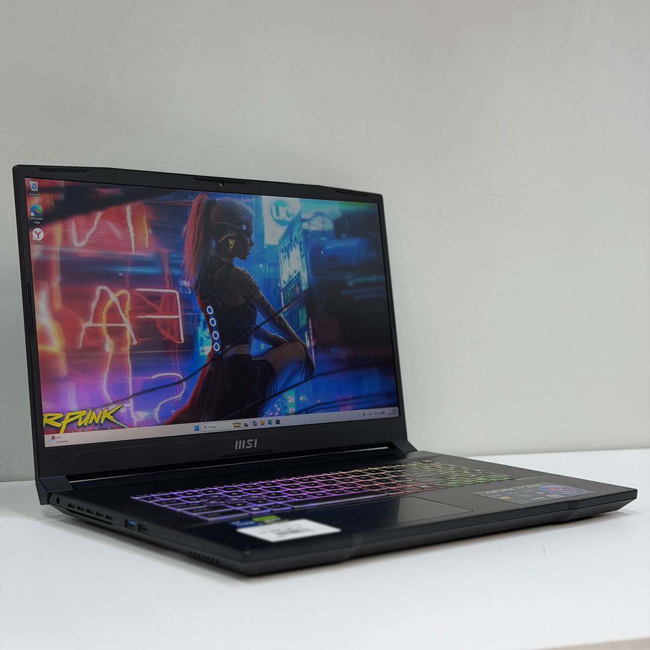 Ноутбук MSI Katana 17 B13VFK-1441XRU i5-13420H/RTX4060/16Gb DDR5/512Gb SSD