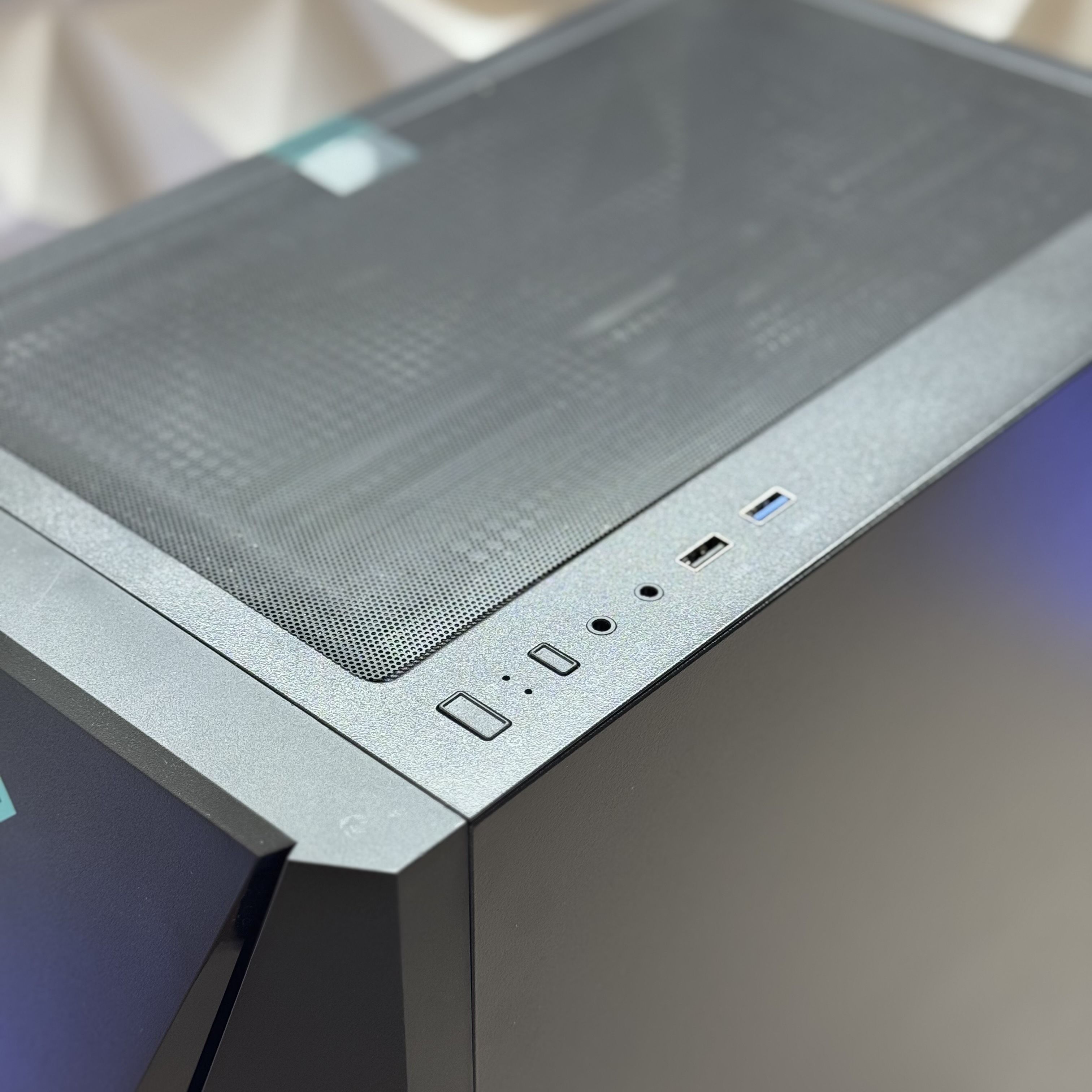 Корпус GMNG GG-CC103 черный без БП ATX 8x120mm 2x140mm 1xUSB2.0 1xUSB3.0 audio bott PSU