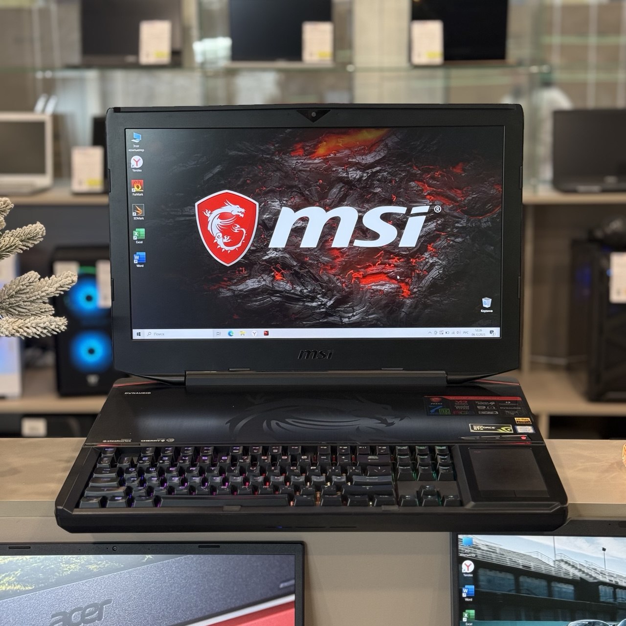 Ноутбук MSI Titan SLI GT83VR 7RF-222RU