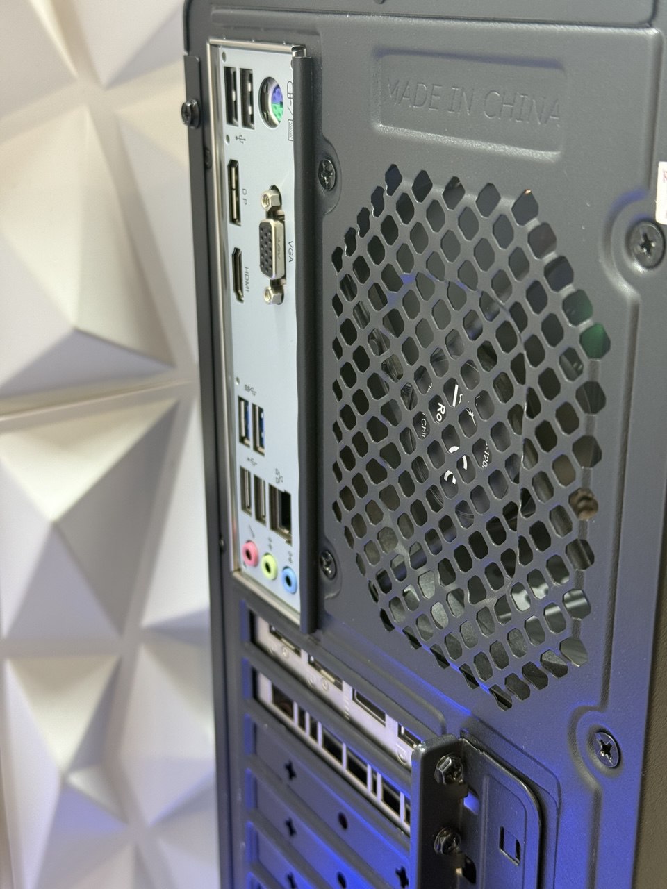 Игровой ПК i3-12100/RTX 2060 6Gb/16Gb DDR4/512Gb SSD/700W