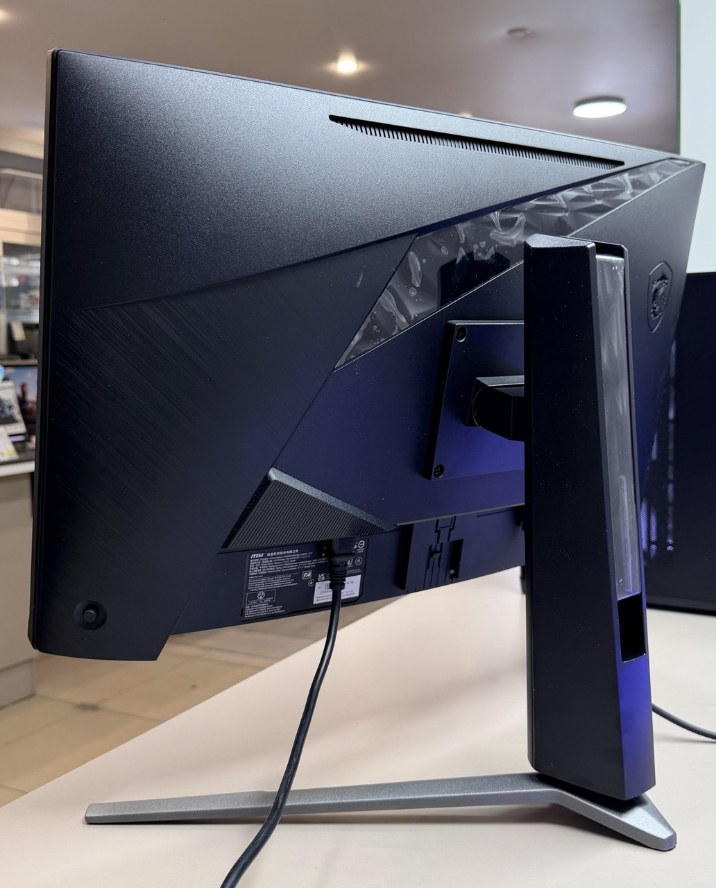 Монитор MSI MAG 27CQ6PF 27", 2560x1440 180 Гц