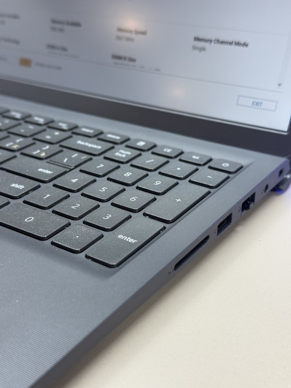 Ноутбук Dell Vostro 3520 i3 1215U/8Gb/SSD512Gb/15.6"/WVA/FHD/LinUb/black