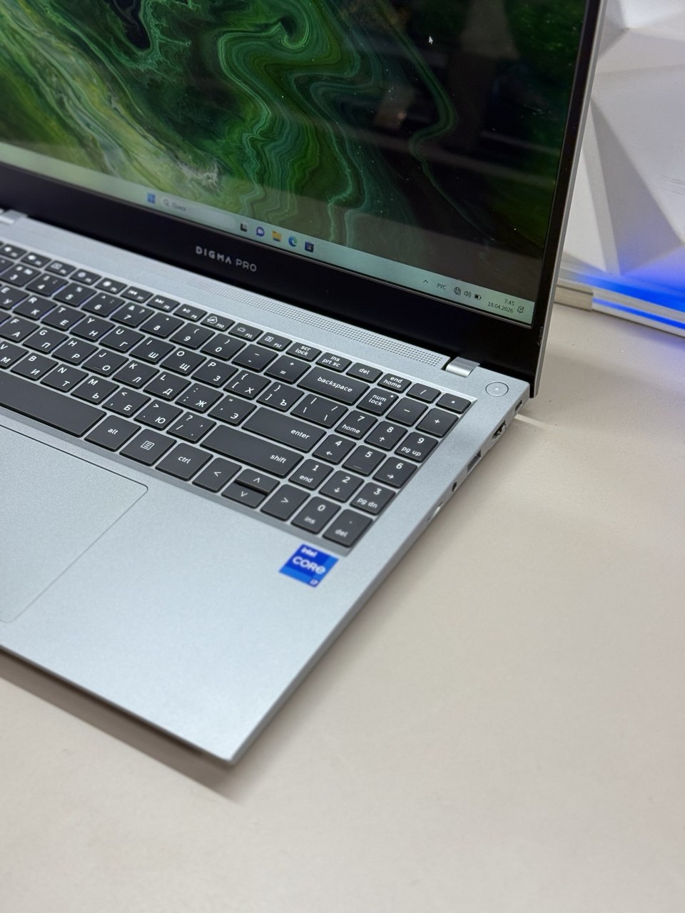 Ноутбук Digma Pro Fortis M i7 1355U/16Gb/SSD512Gb/15.6"/IPS/FHD/W11Pro/grey/4250mAh