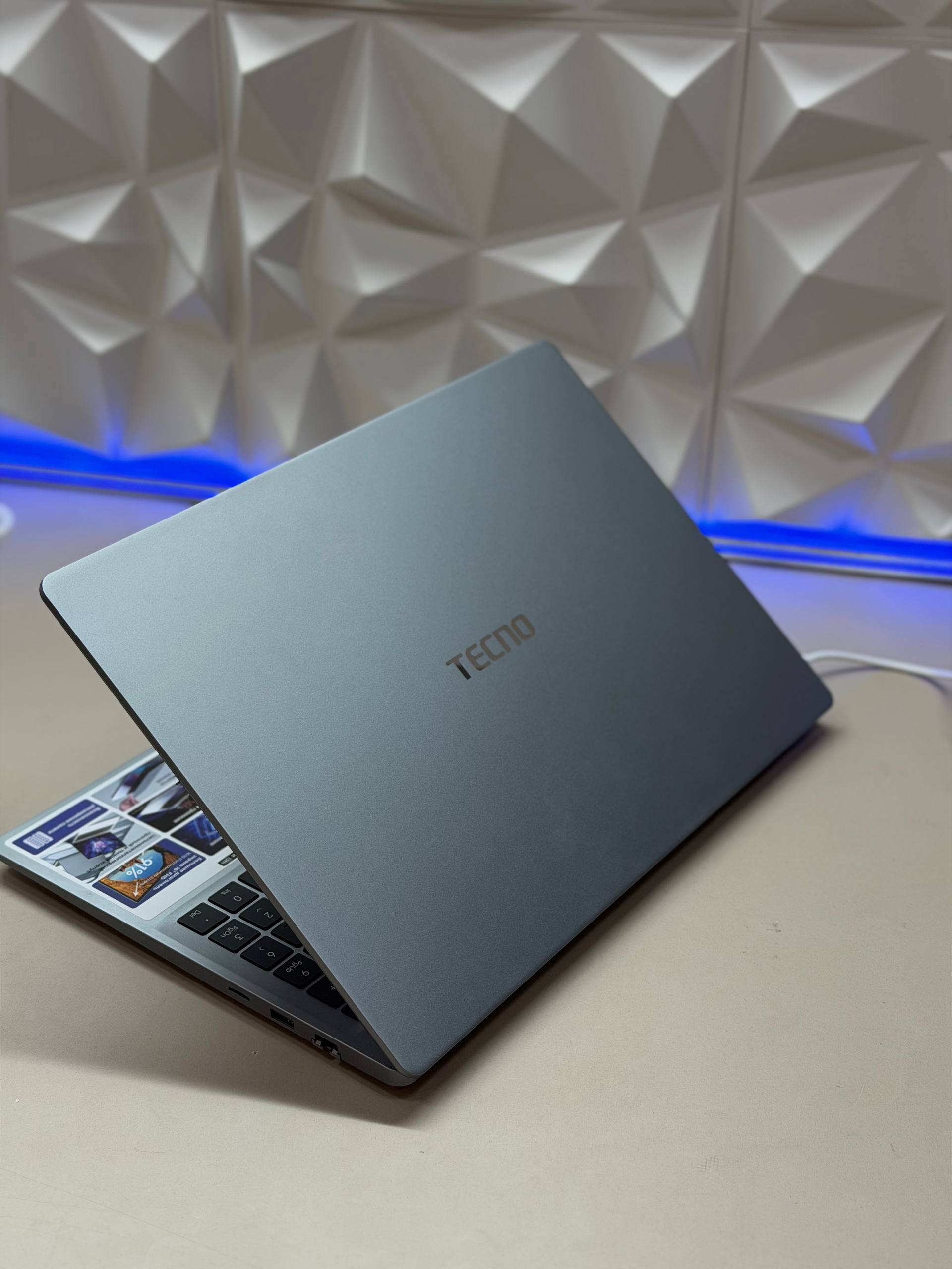 Ноутбук Tecno K16SAA i5-13420H/16GB DDR4/1Tb SSD/16"
