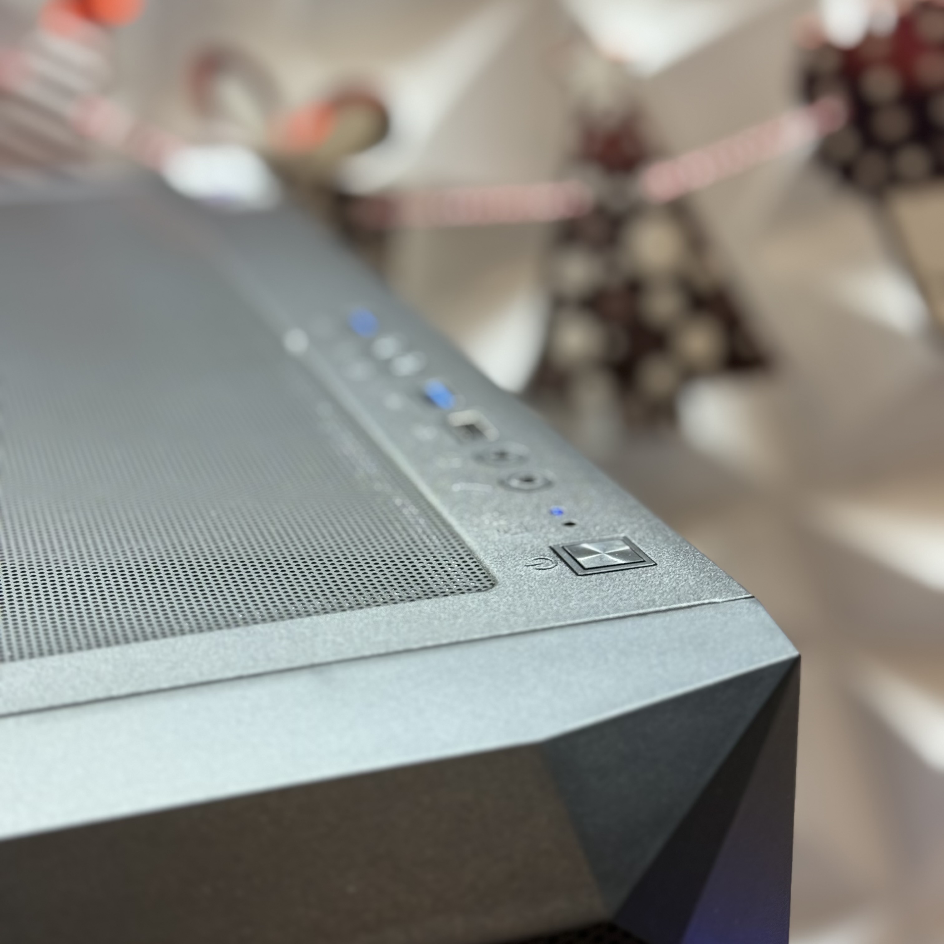 Игровой ПК Bloody BD-PC CB76C2 MT i5 13400F/RTX 5060 8Gb/16Gb DDR5/1Tb SSD/650W/W11H64 (Новый)