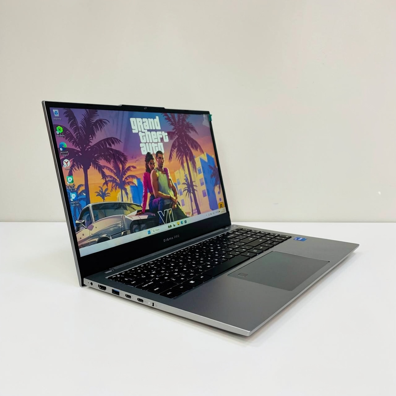 Ноутбук Digma Pro Fortis M i7 1255U/16Gb/SSD512Gb/15.6"/IPS/FHD/W11Pro/grey/4250mAh